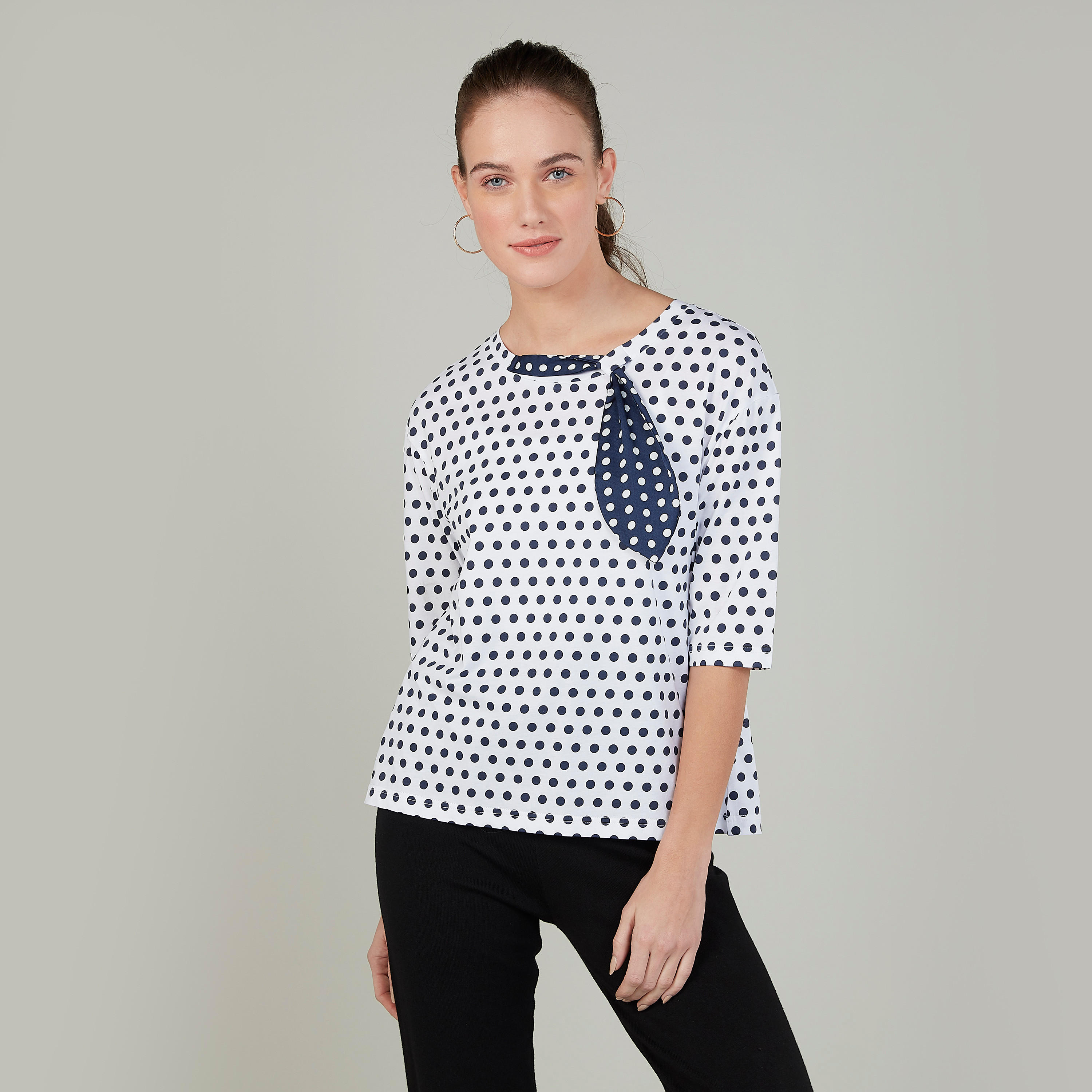 بلوزة بياقة مستديرة وأكمام 3/4 وطبعات منقطّة-women-clothing-shirtsandblouses-blouses-image-1