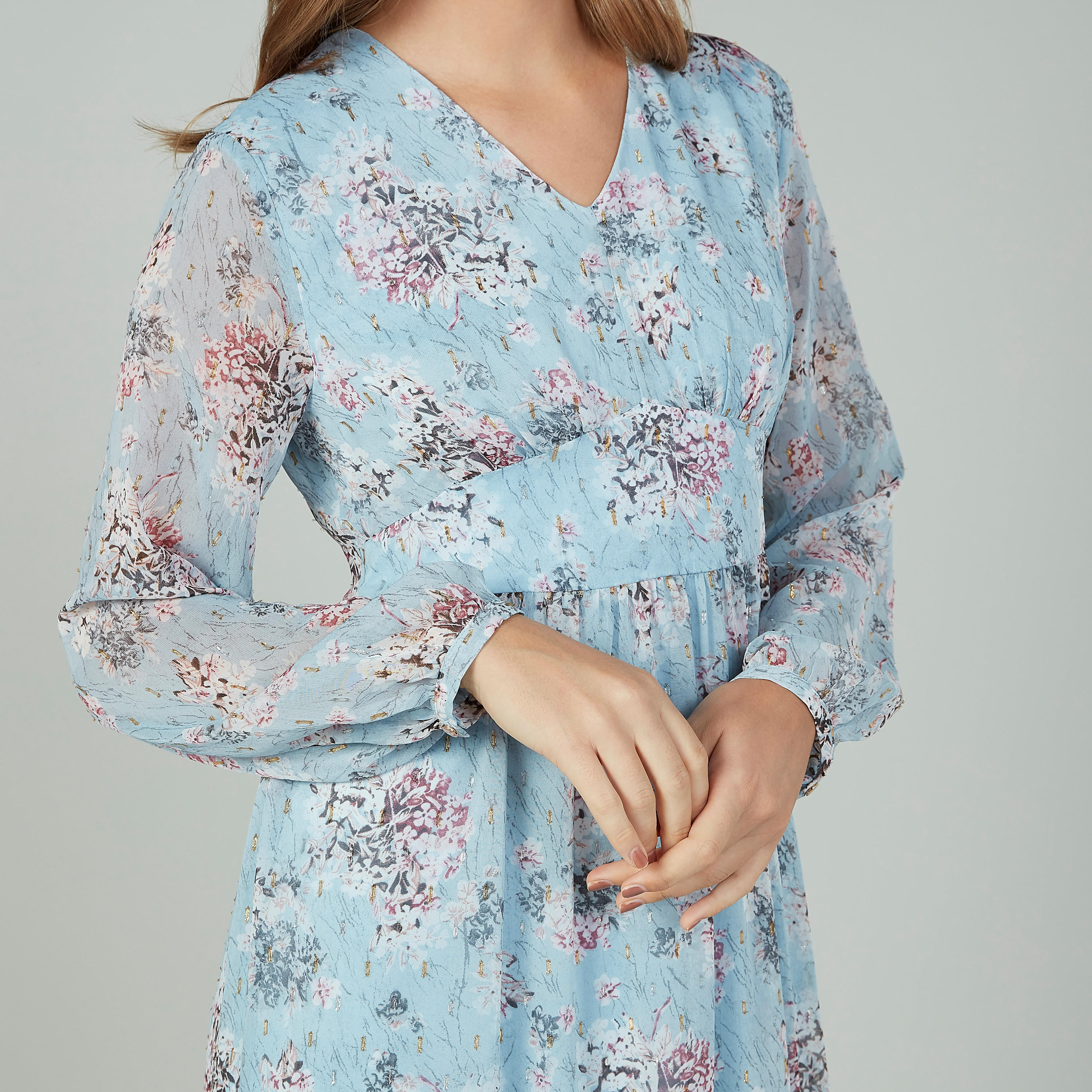 فستان طويل بياقة V وأكمام بيشوب بطبعات زهرية-women-clothing-dresses-image-3