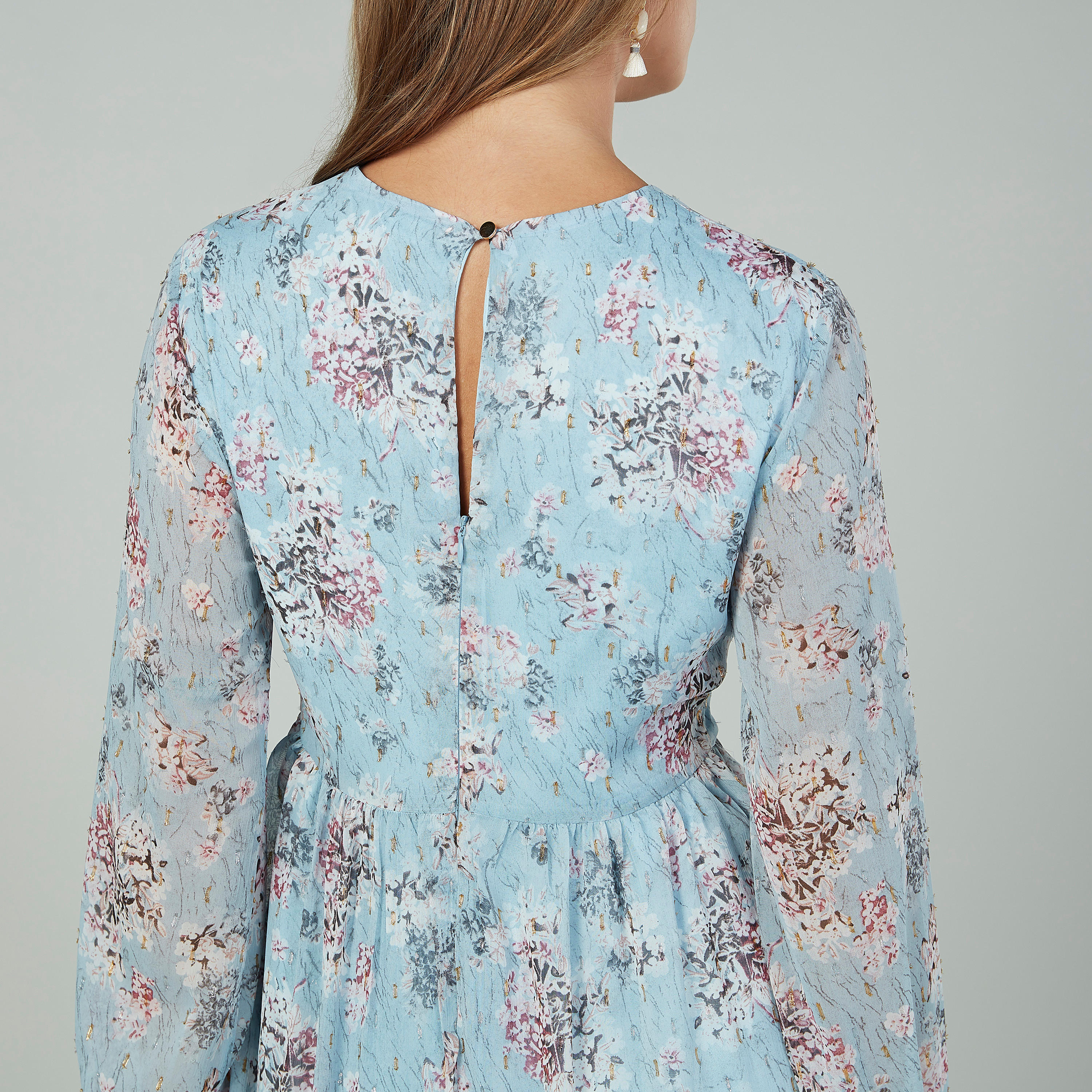 فستان طويل بياقة V وأكمام بيشوب بطبعات زهرية-women-clothing-dresses-image-5