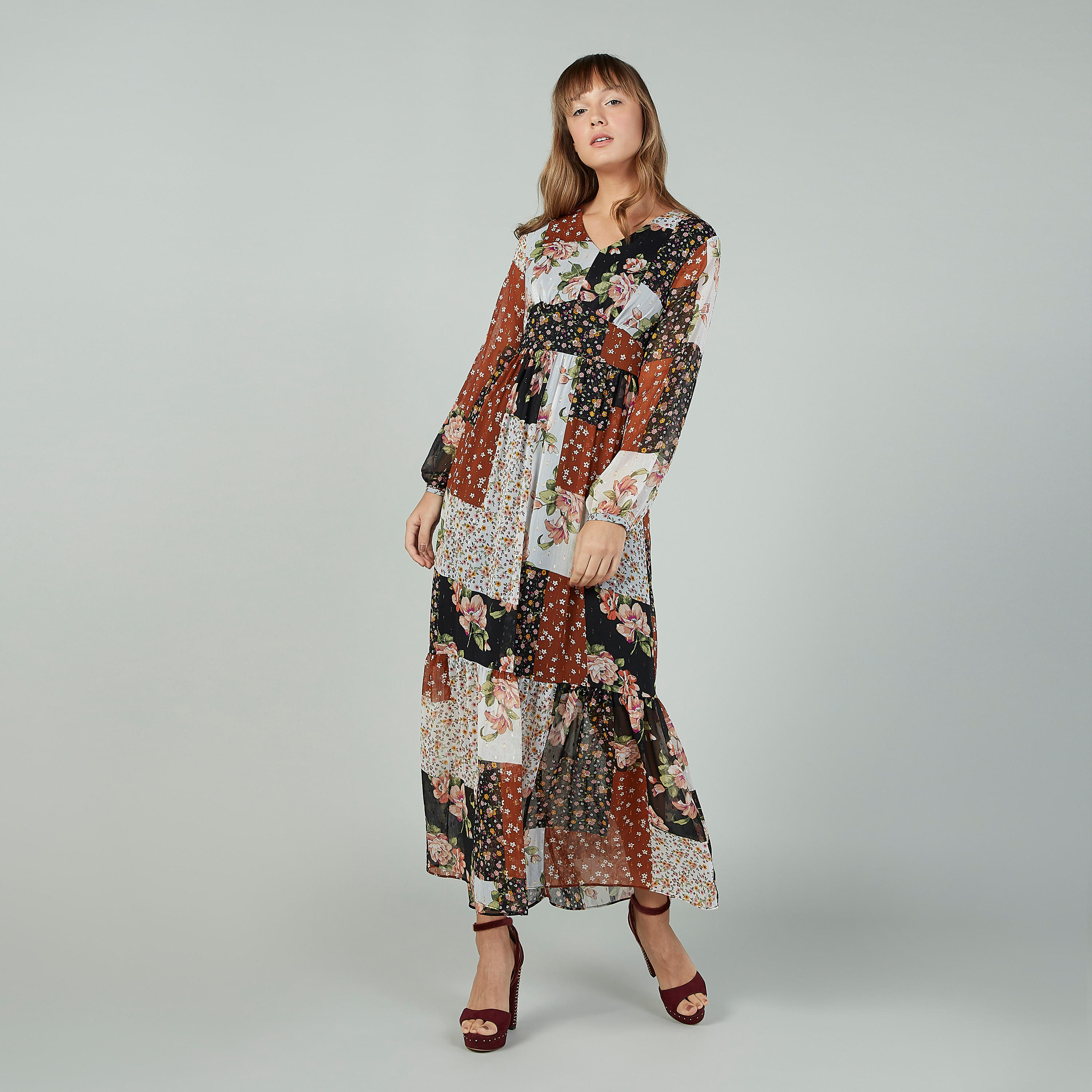 فستان طويل بياقة V وأكمام بيشوب بطبعات زهرية-women-clothing-dresses-image-1