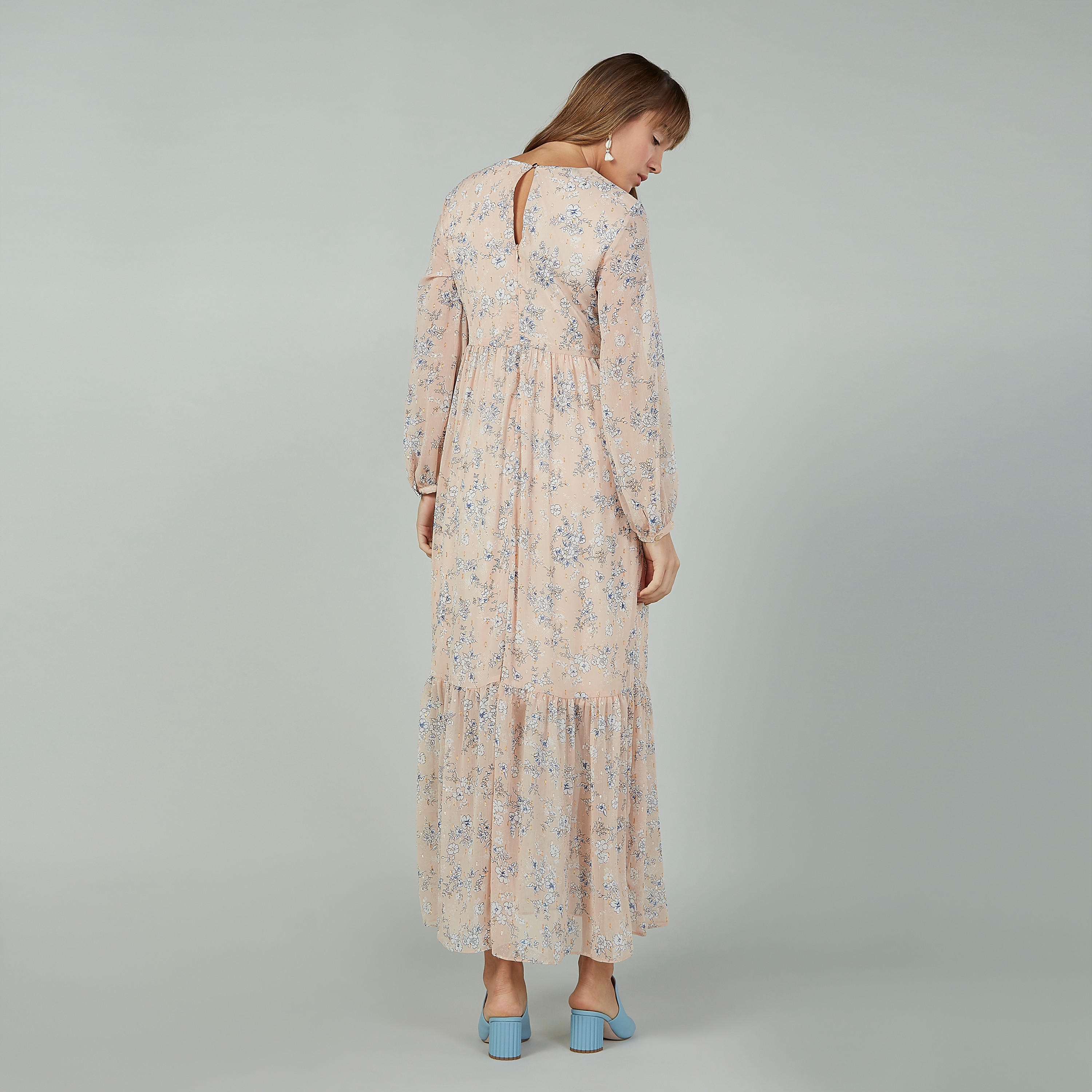 فستان طويل بياقة V وأكمام بيشوب بطبعات زهرية-women-clothing-dresses-image-4