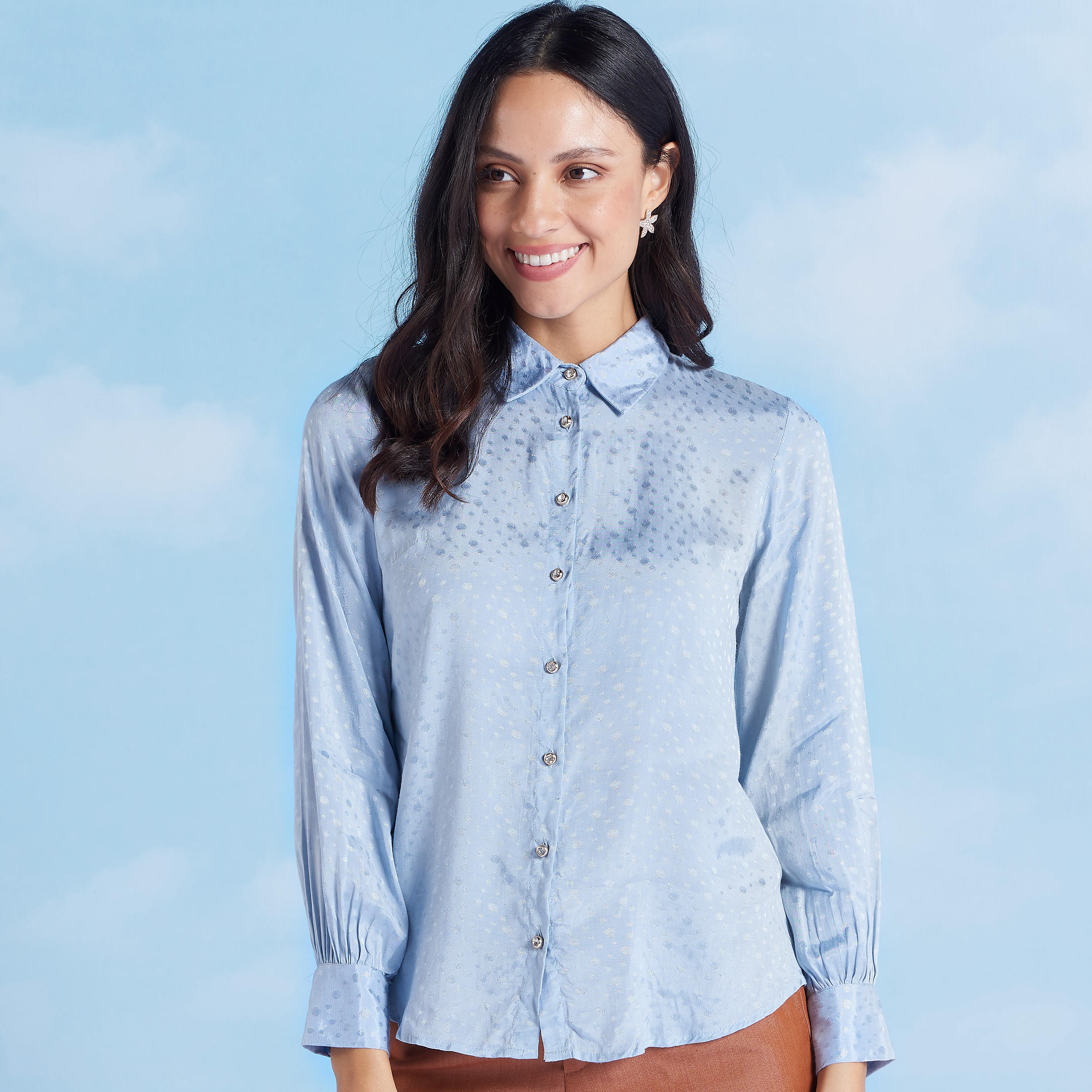 قميص بارز الملمس بياقة عاديّة وأكمام طويلة-women-clothing-shirtsandblouses-blouses-image-1