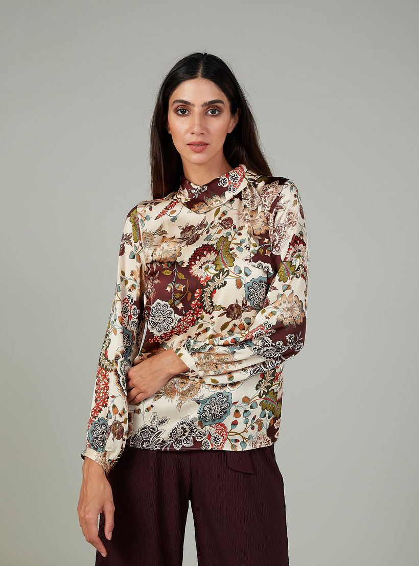 بلوزة مستدامة بياقة عالية وأكمام طويلة بطبعات -women-clothing-shirtsandblouses-blouses-image-4