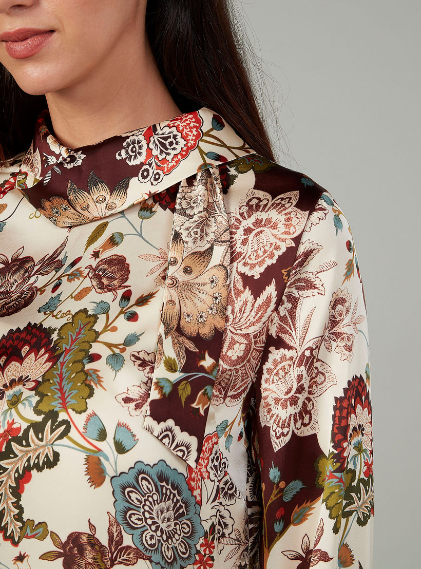 بلوزة مستدامة بياقة عالية وأكمام طويلة بطبعات -women-clothing-shirtsandblouses-blouses-image-2