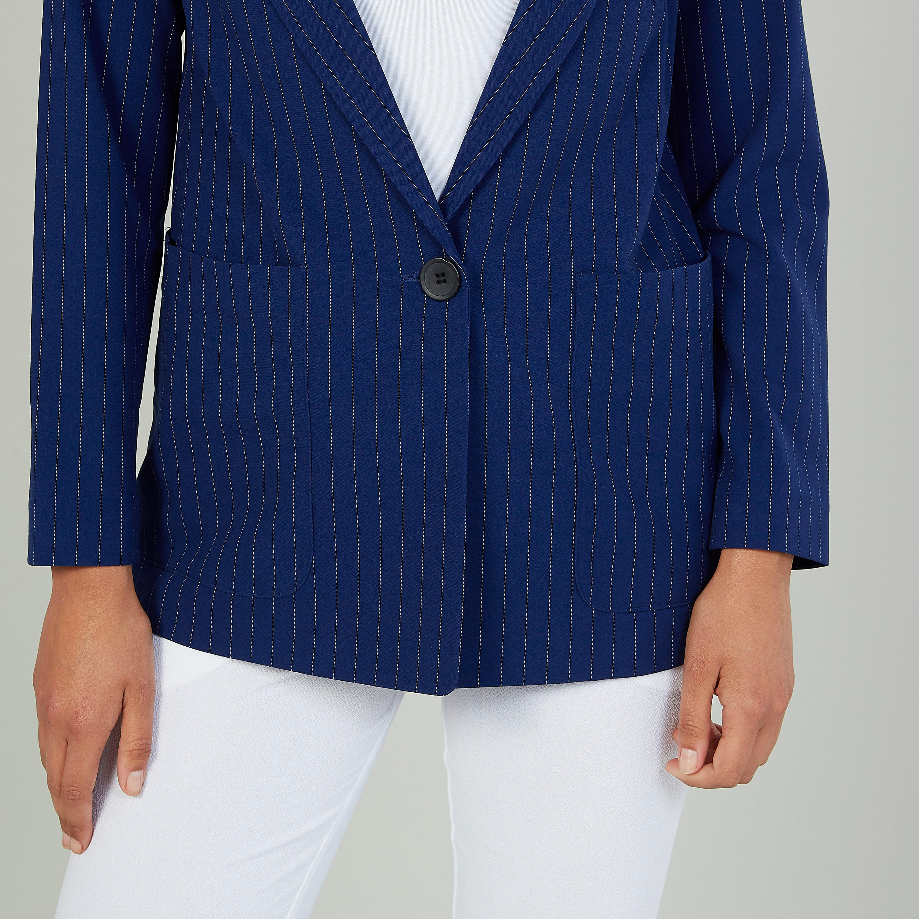 جاكيت مقلّم بأكمام طويلة-women-clothing-coatsandjackets-blazers-image-3