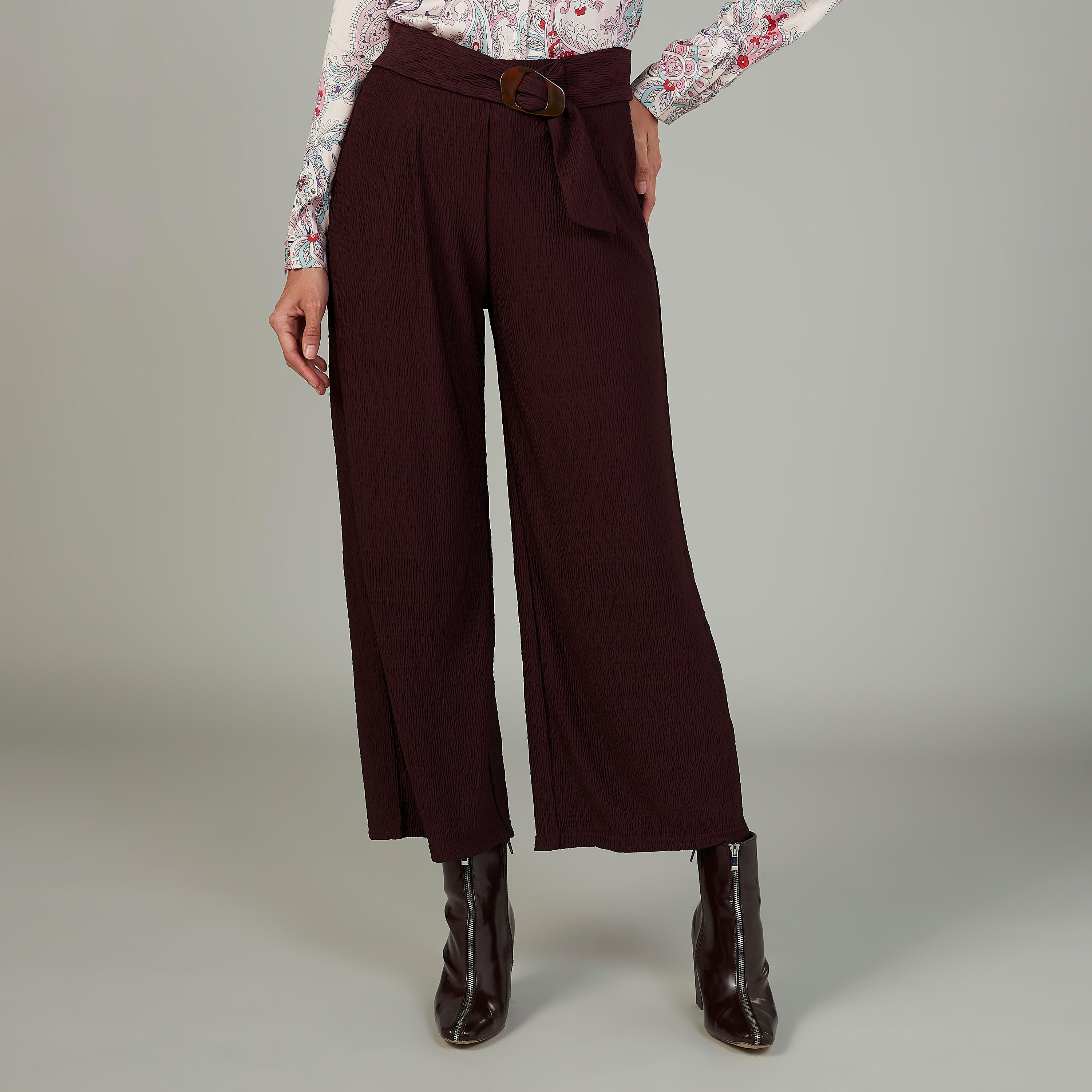 بنطلون بارز الملمس بقصّة واسعة وخصر مطّاطي متوسط الارتفاع-women-clothing-bottoms-trousers-image-1