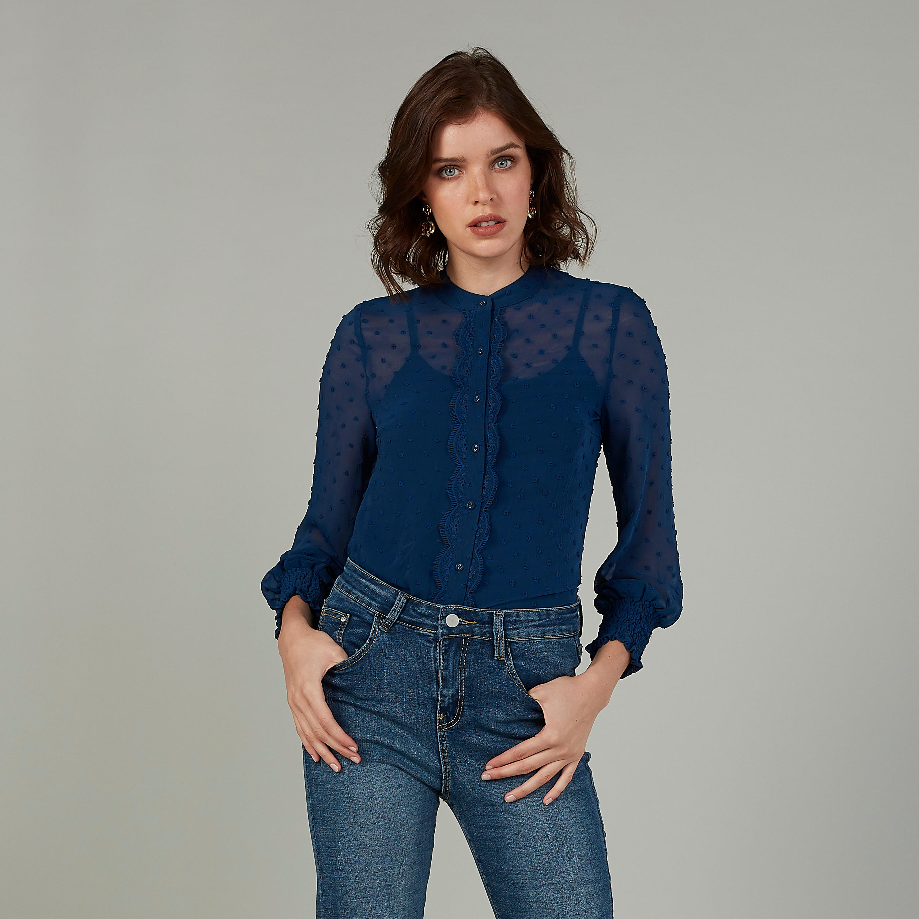 قميص دانتيل بياقة ماندارين وأكمام طويلة-women-clothing-shirtsandblouses-shirts-image-1
