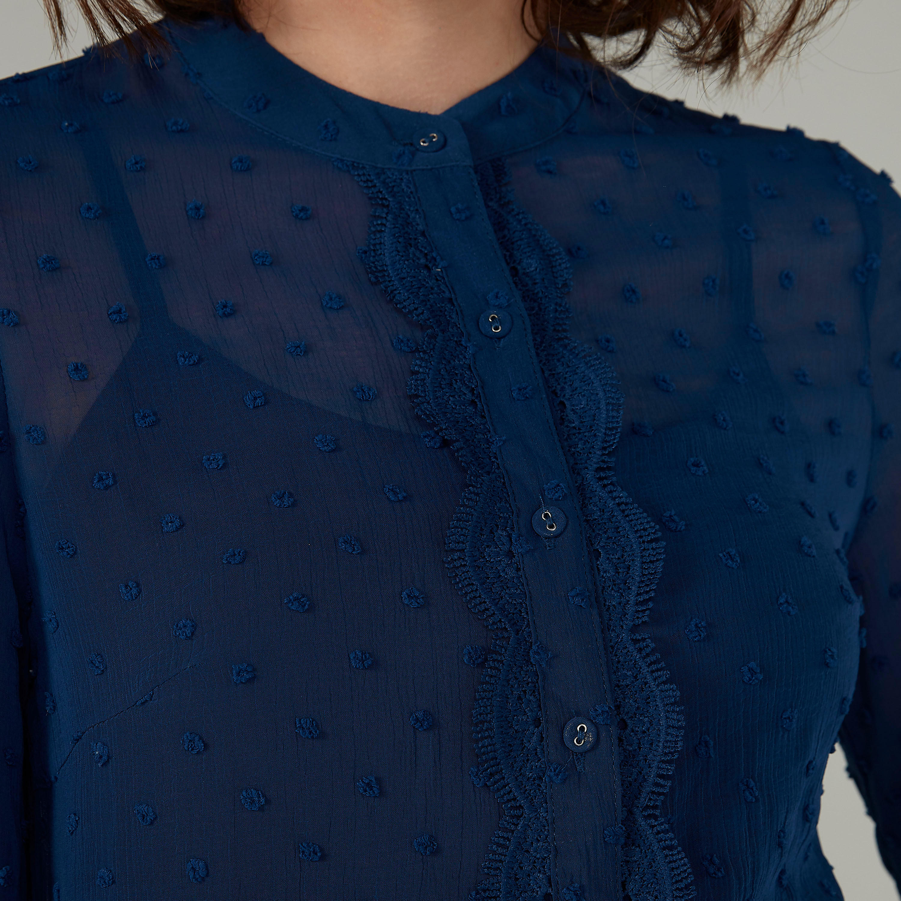 قميص دانتيل بياقة ماندارين وأكمام طويلة-women-clothing-shirtsandblouses-shirts-image-3