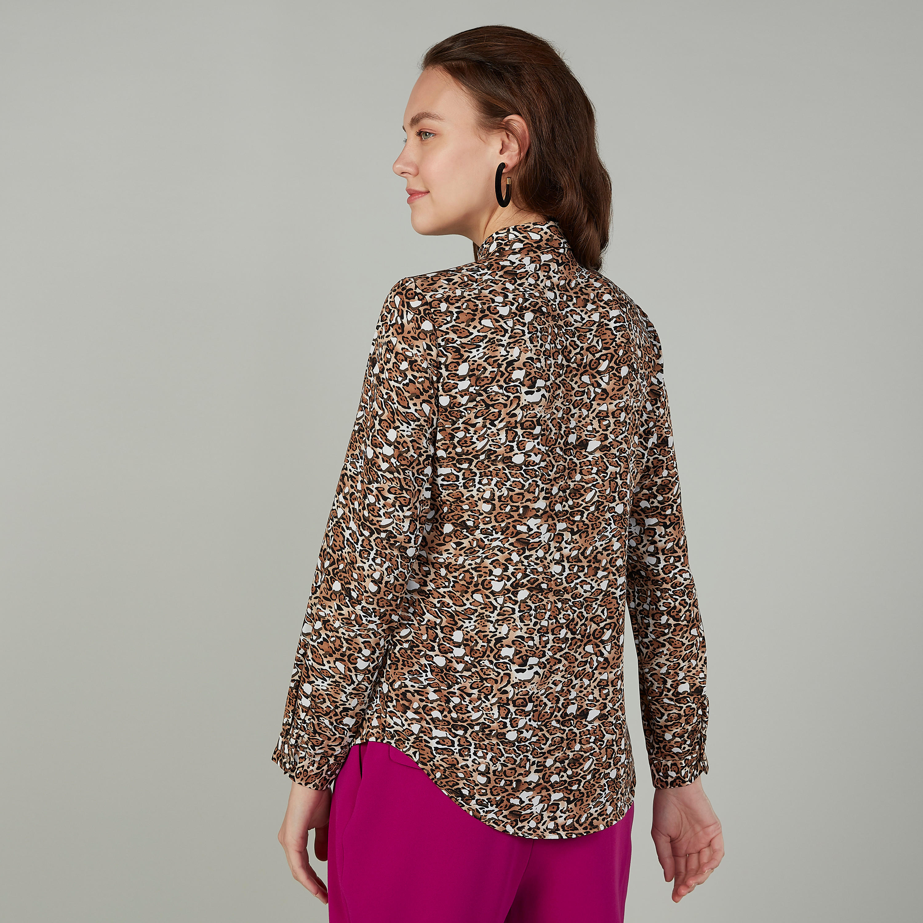 بلوزة بأكمام طويلة وطبعات حيوانات-women-clothing-shirtsandblouses-blouses-image-4