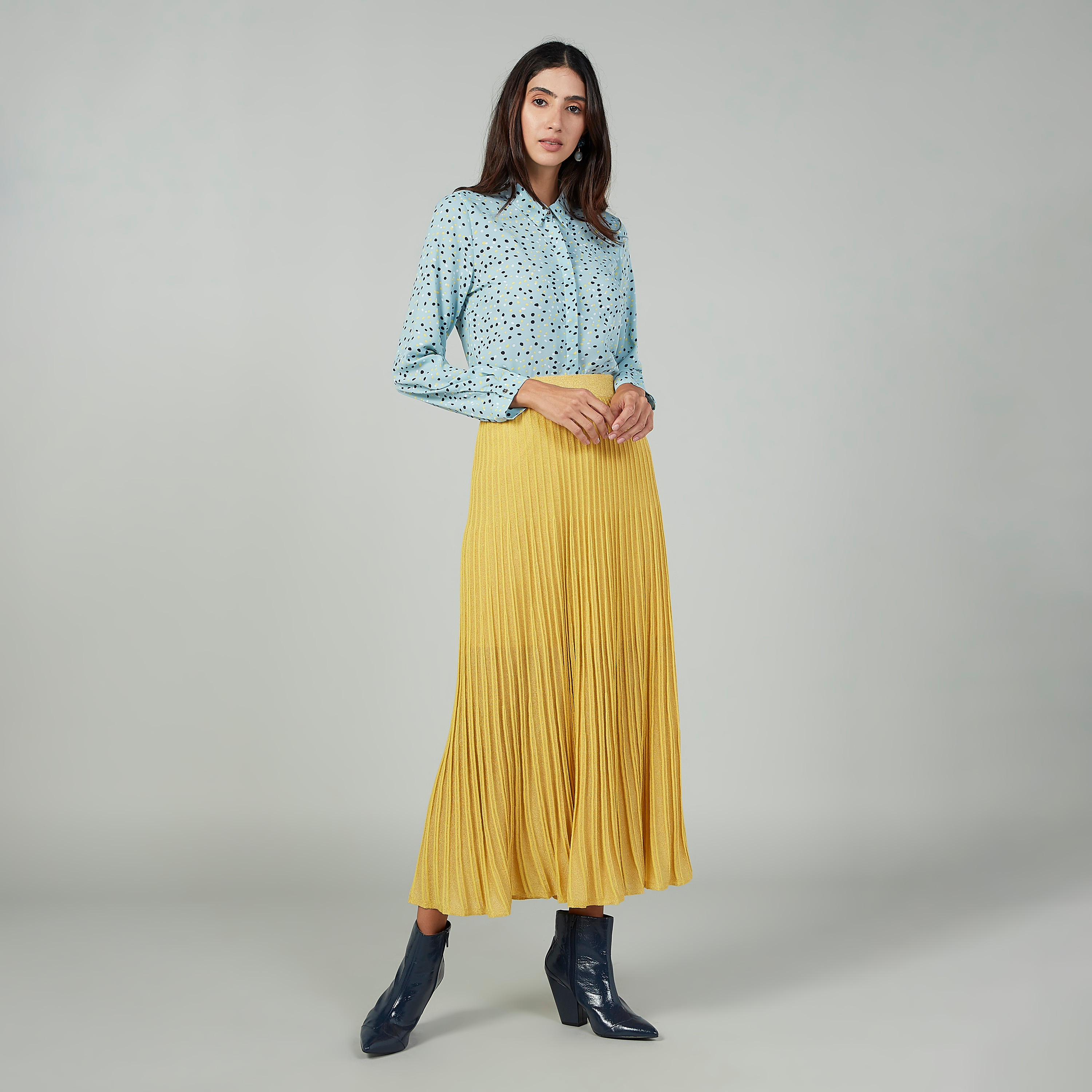 Printed Top with Long Sleeves and Spread Collar-women-clothing-shirtsandblouses-blouses-image-2