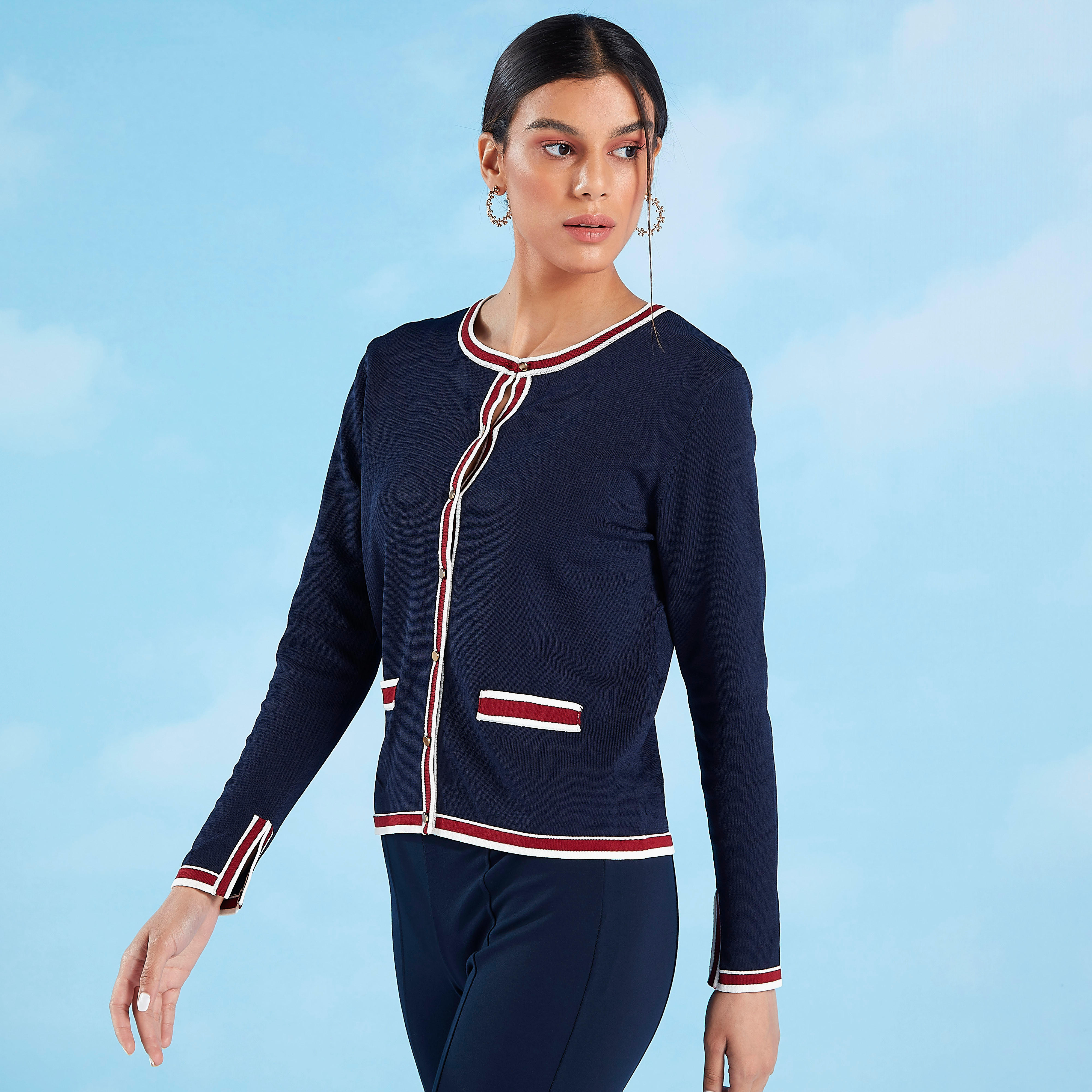 كارديجان سليم بارزة الملمس بياقة مستديرة وأكمام طويلة-women-winterwear-hoodiesandsweatshirts-sweatshirts-image-1
