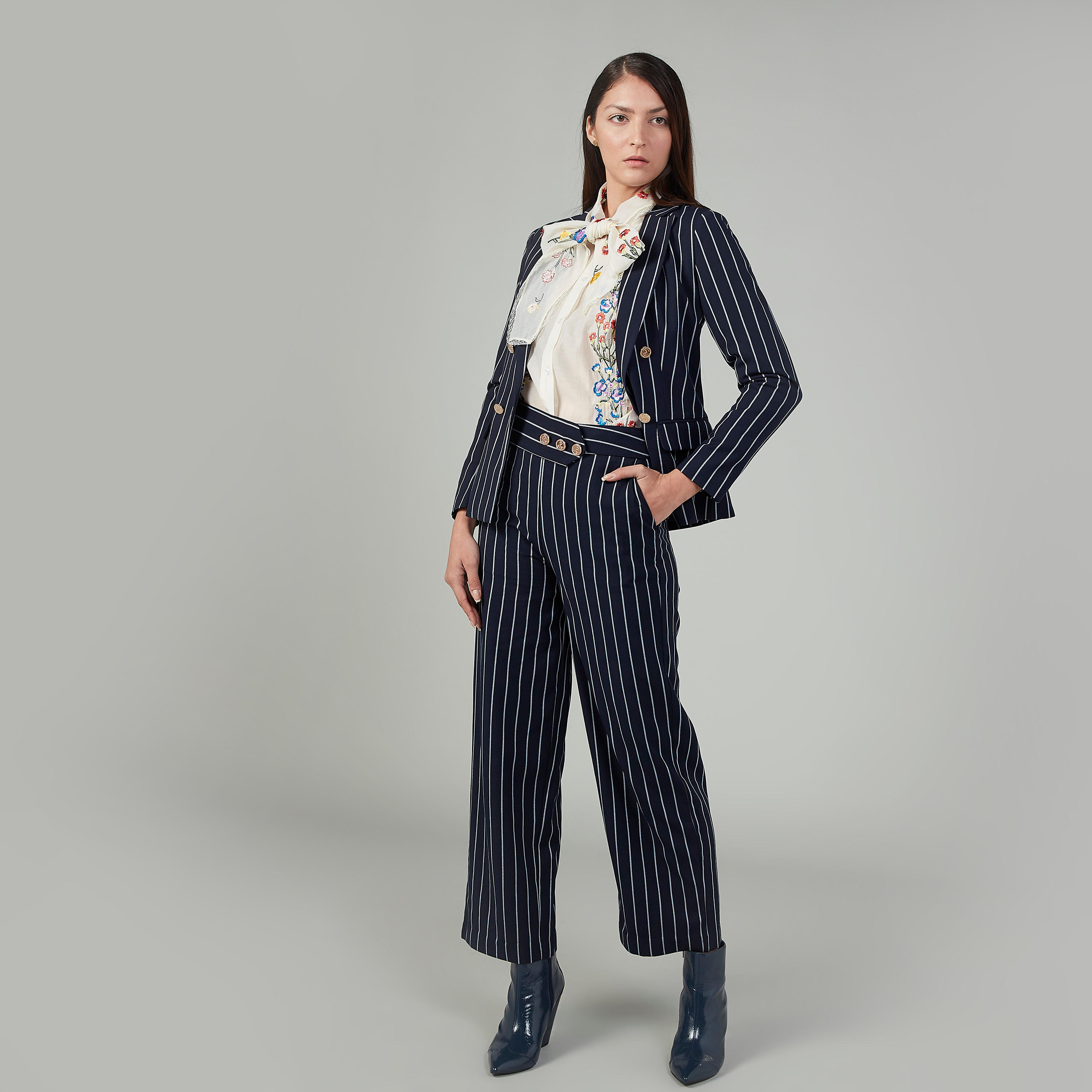 قميص مطرّز بأكمام طويلة وأربطة-women-clothing-shirtsandblouses-shirts-image-2