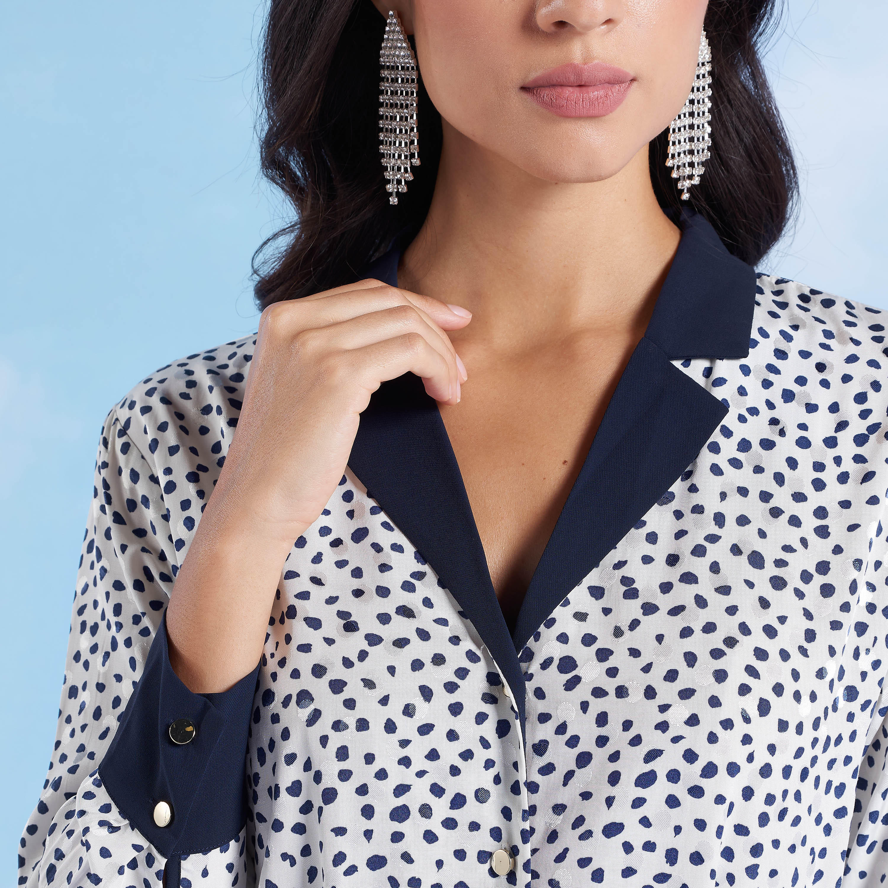 فستان قميص متوسط الطول بأكمام طويلة وأربطة وطبعات-women-clothing-dresses-image-4
