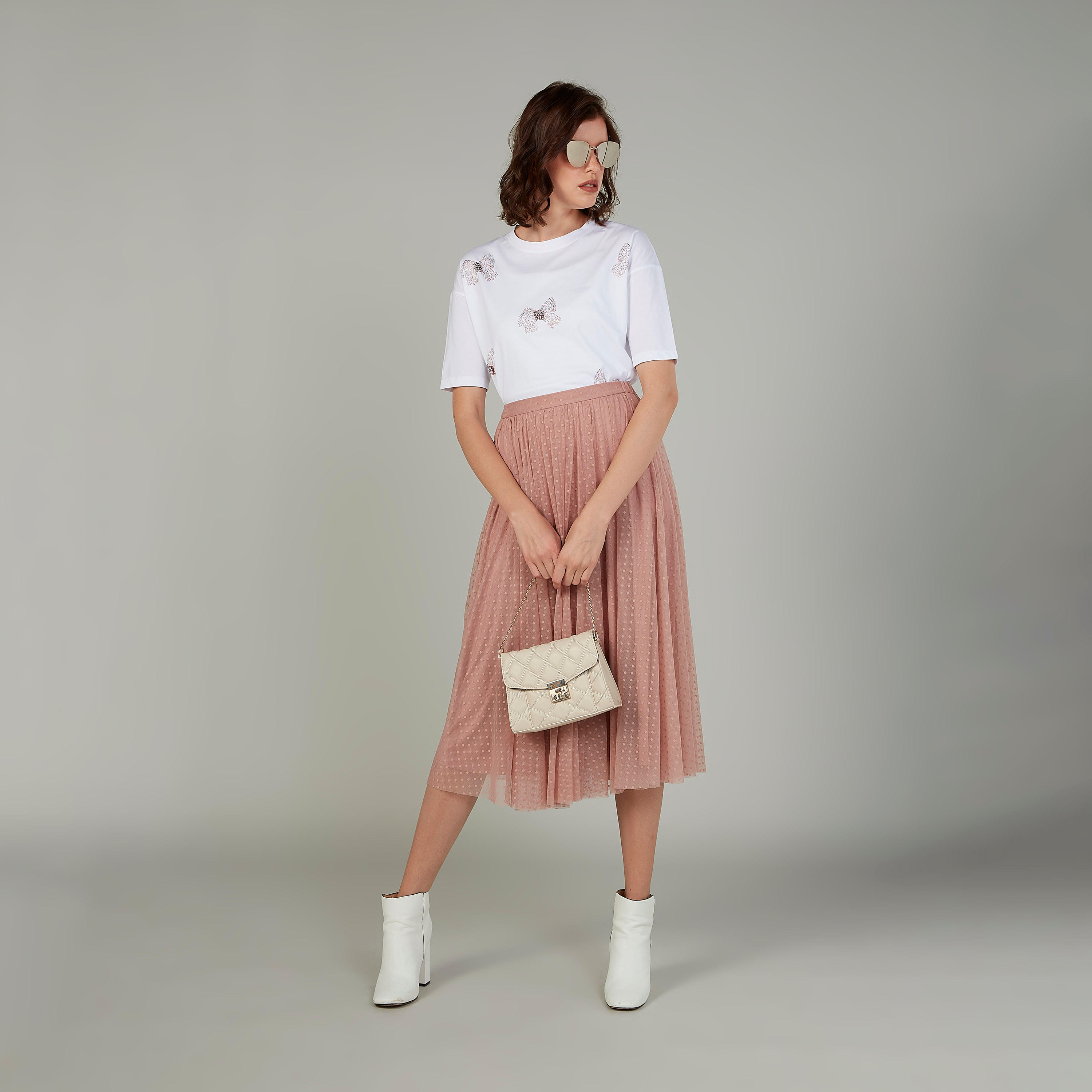 تنورة إيه لاين بارزة الملمس متوسطة الطول بخصر مطّاطي-women-clothing-bottoms-skirts-image-2