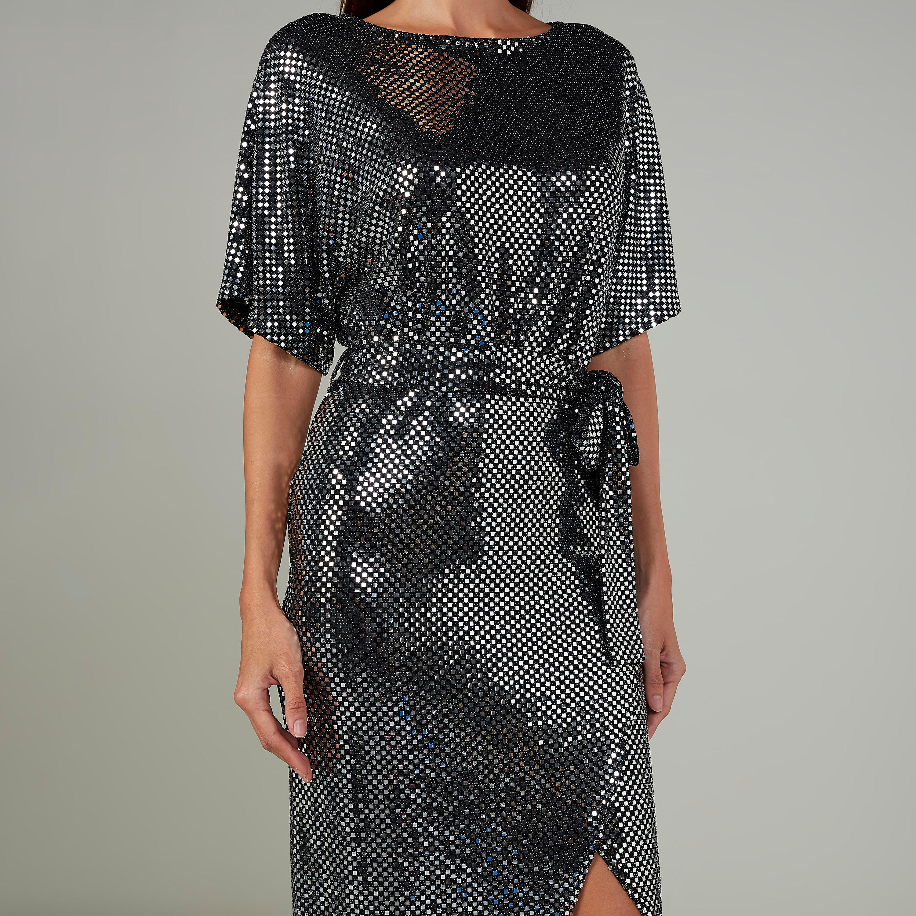 فستان طويل متوسط الطول بأكمام متصلة وأربطة بتفاصيل مزينة-women-clothing-dresses-image-3