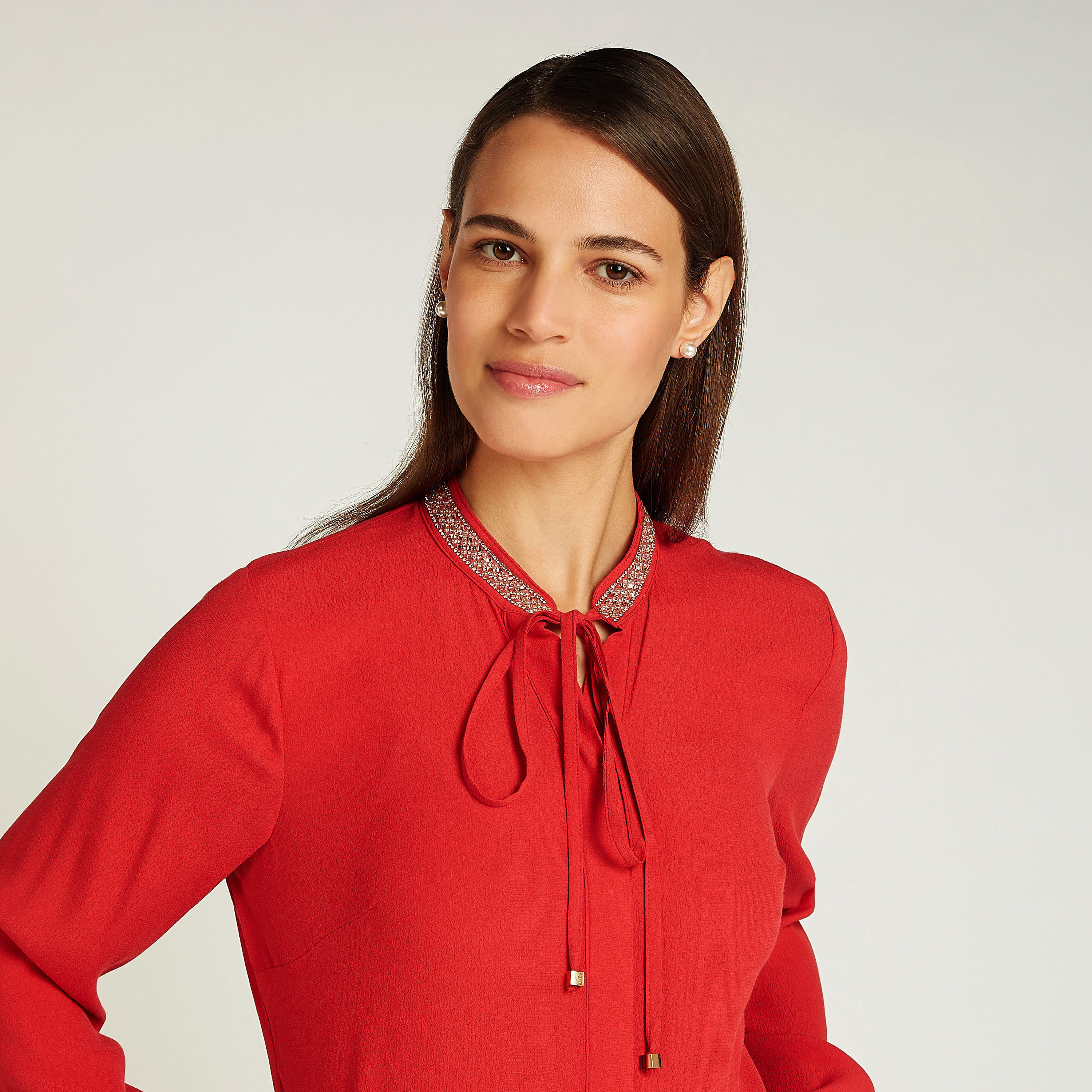 بلوزة سادة بأكمام طويلة وفيونكة-women-clothing-shirtsandblouses-blouses-image-3