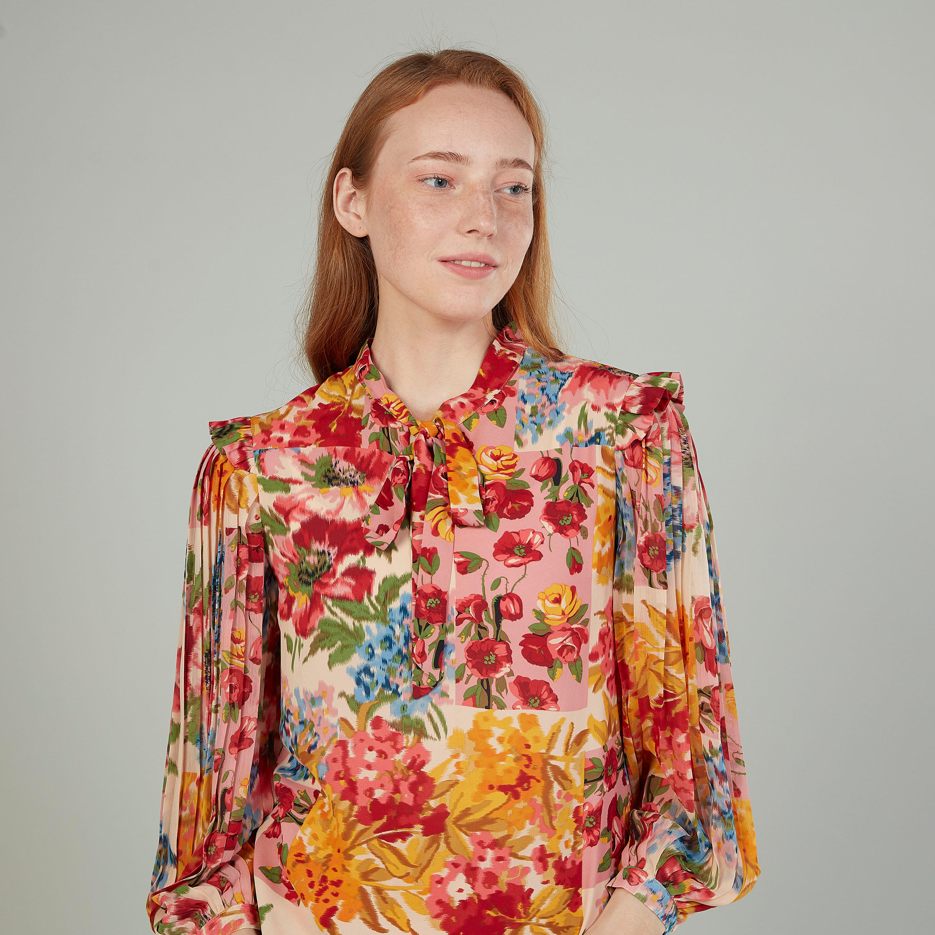 بلوزة بأكمام طويلة وربطة عنق وطبعات-women-clothing-shirtsandblouses-blouses-image-3