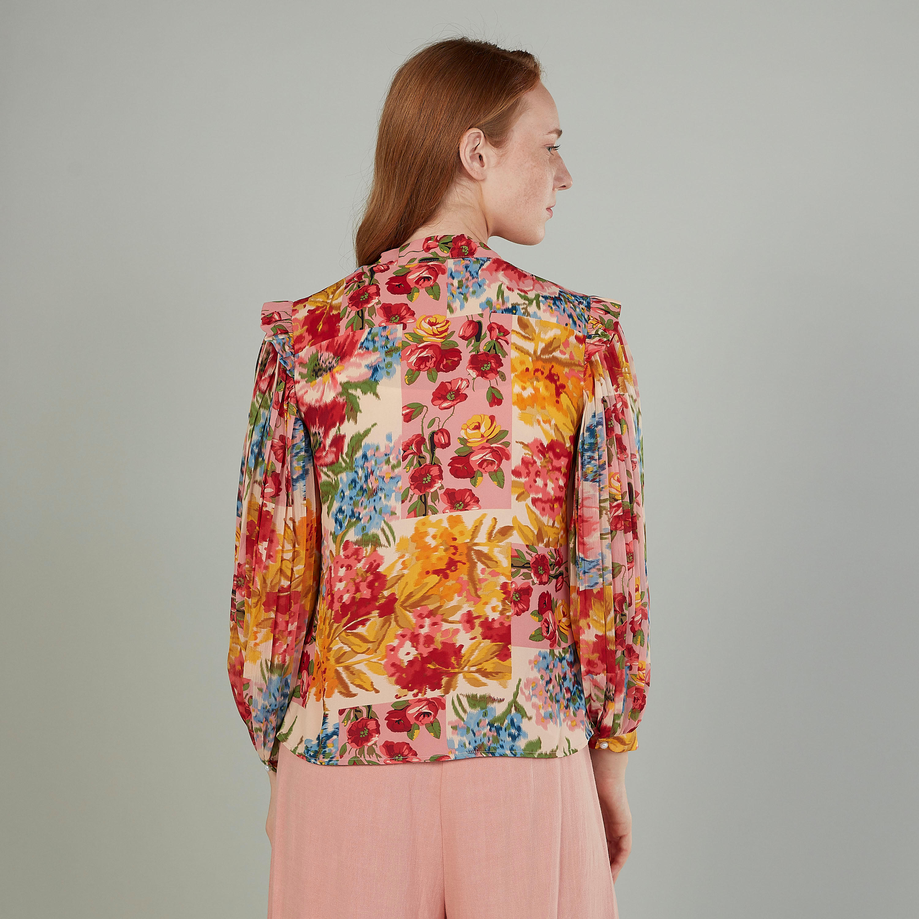 بلوزة بأكمام طويلة وربطة عنق وطبعات-women-clothing-shirtsandblouses-blouses-image-4