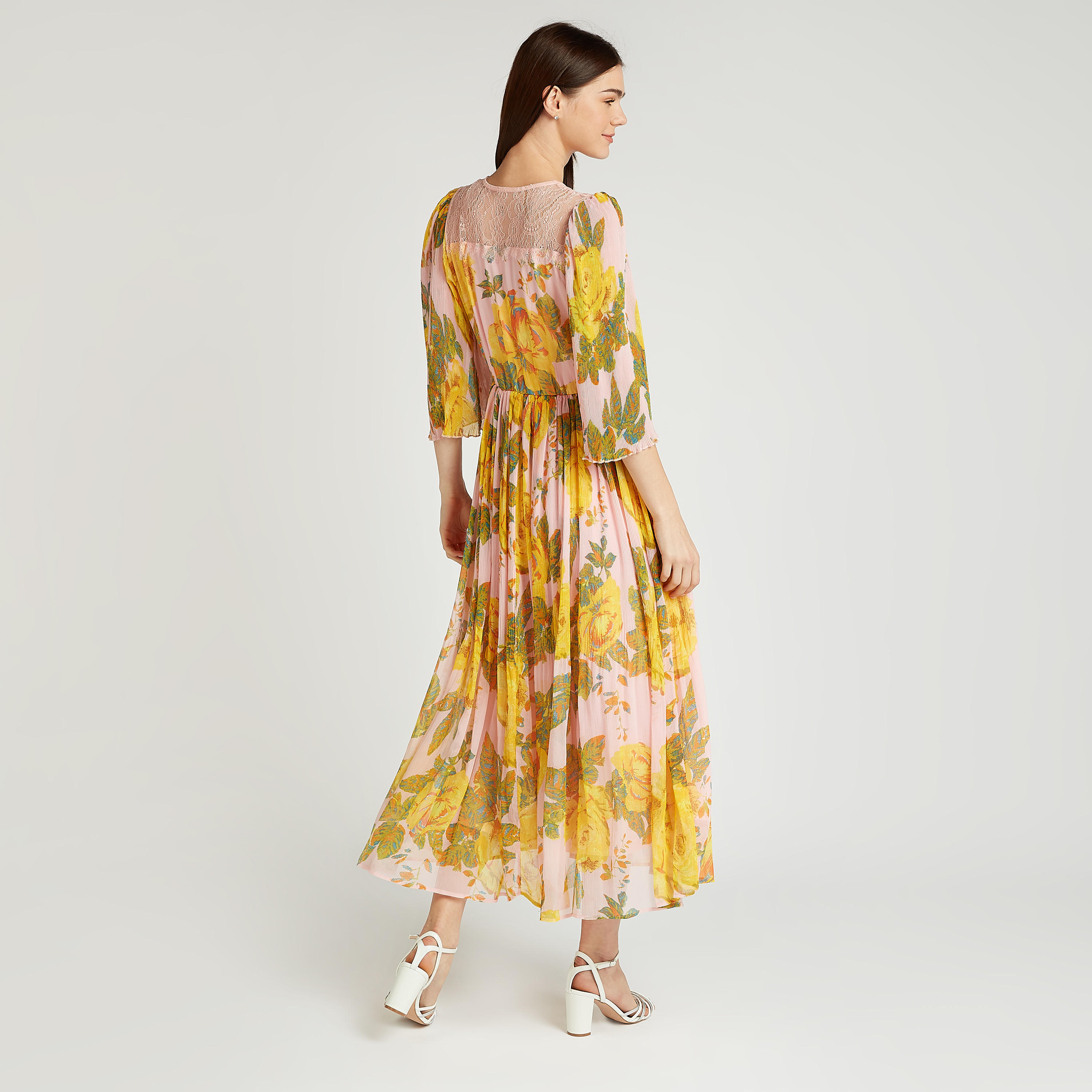 Floral Print Midi Dress with V-neck and Flared Sleeves-women-clothing-dresses-image-4