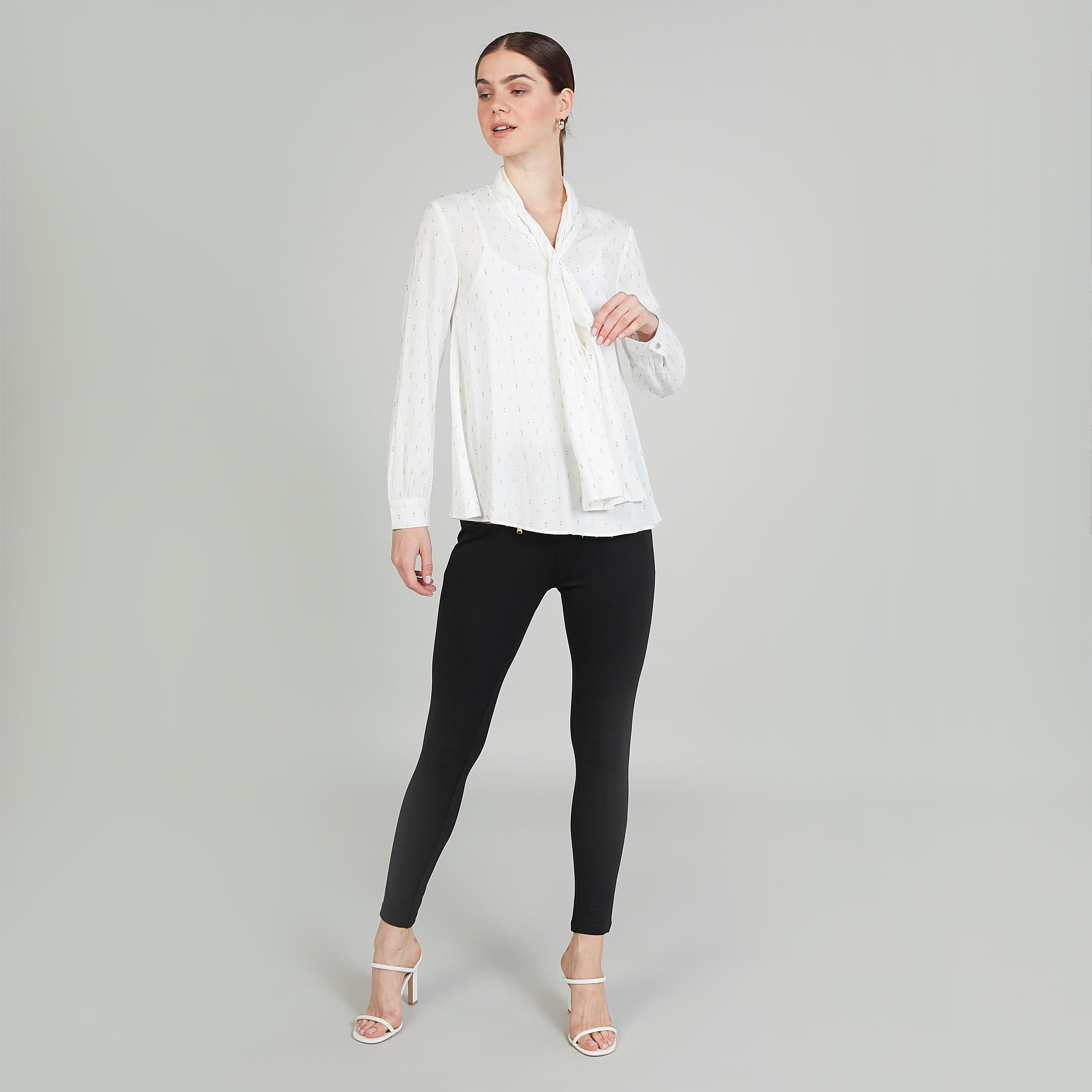 بلوزة بأكمام طويلة وربطة عنق وتزيينات-women-clothing-shirtsandblouses-blouses-image-3