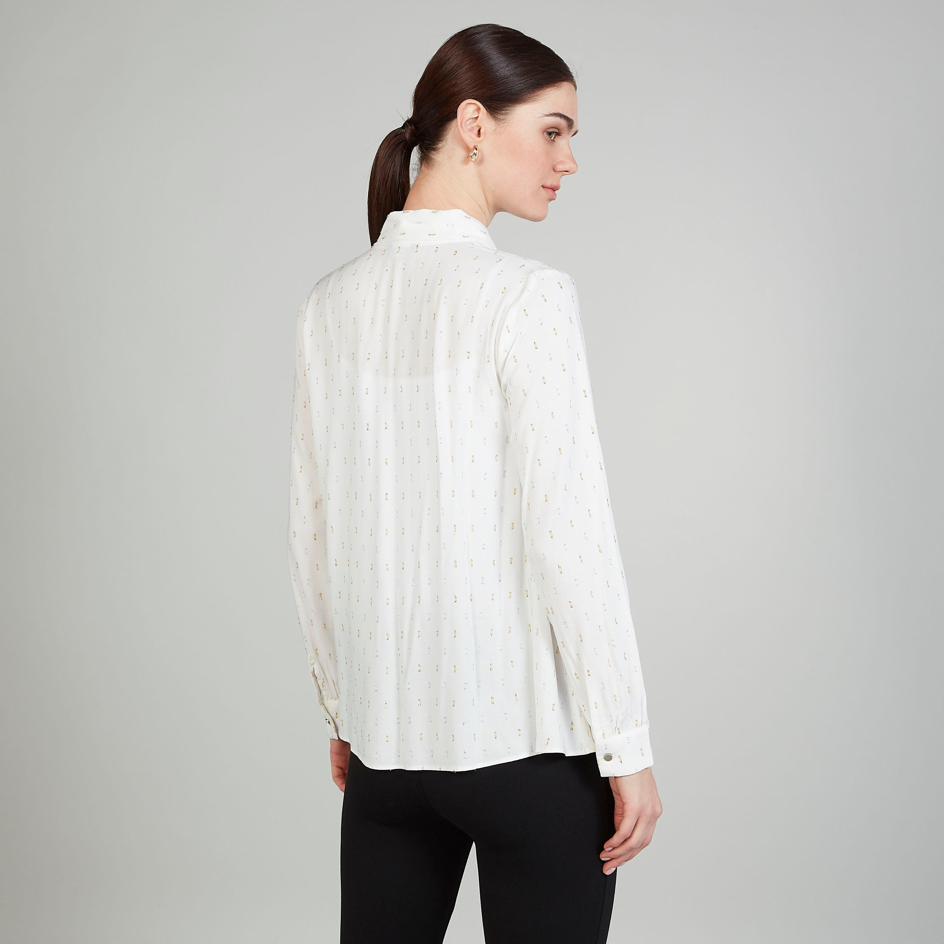 بلوزة بأكمام طويلة وربطة عنق وتزيينات-women-clothing-shirtsandblouses-blouses-image-1