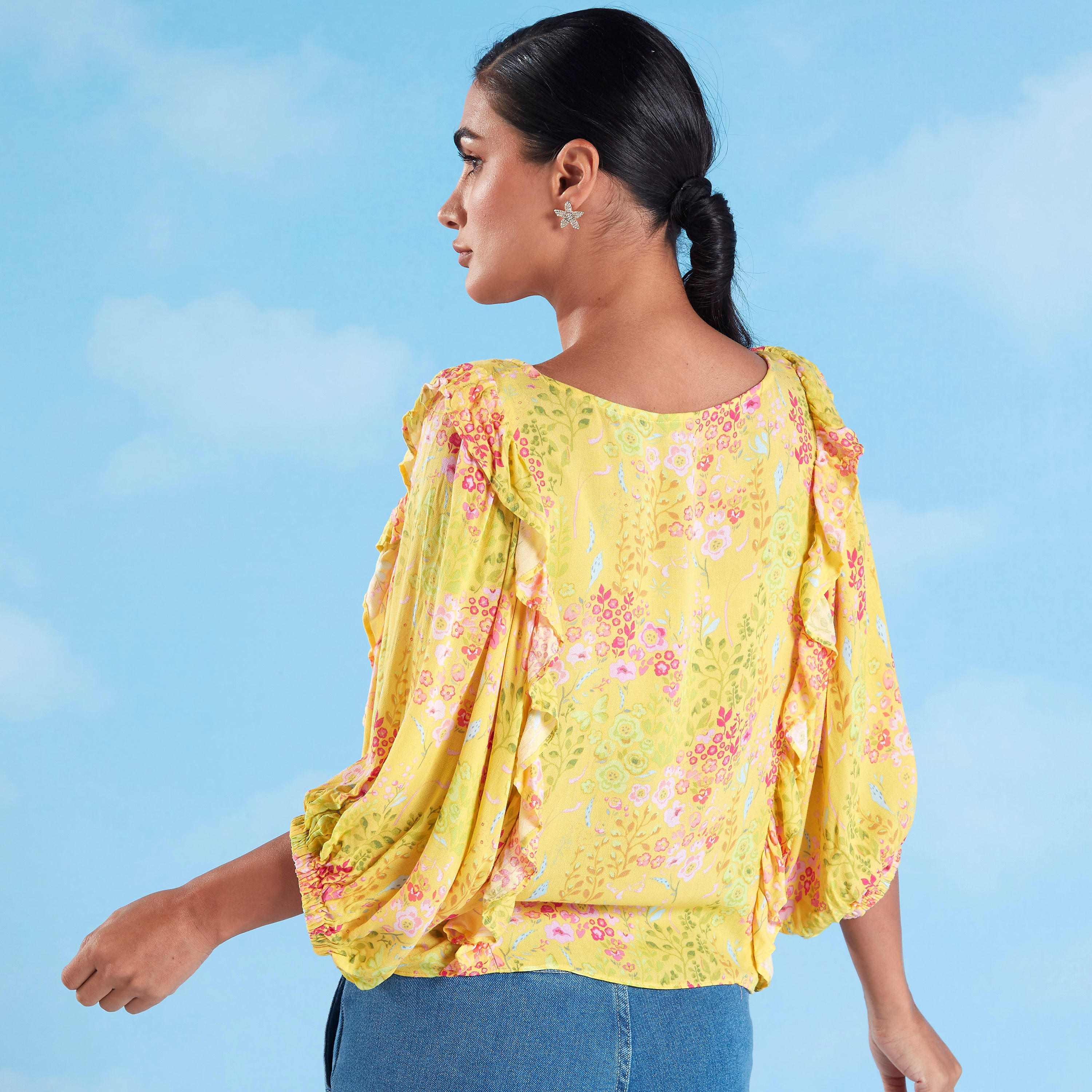 بلوزة بياقة مستديرة وأكمام 3/4 وطبعات زهرية-women-clothing-shirtsandblouses-blouses-image-4