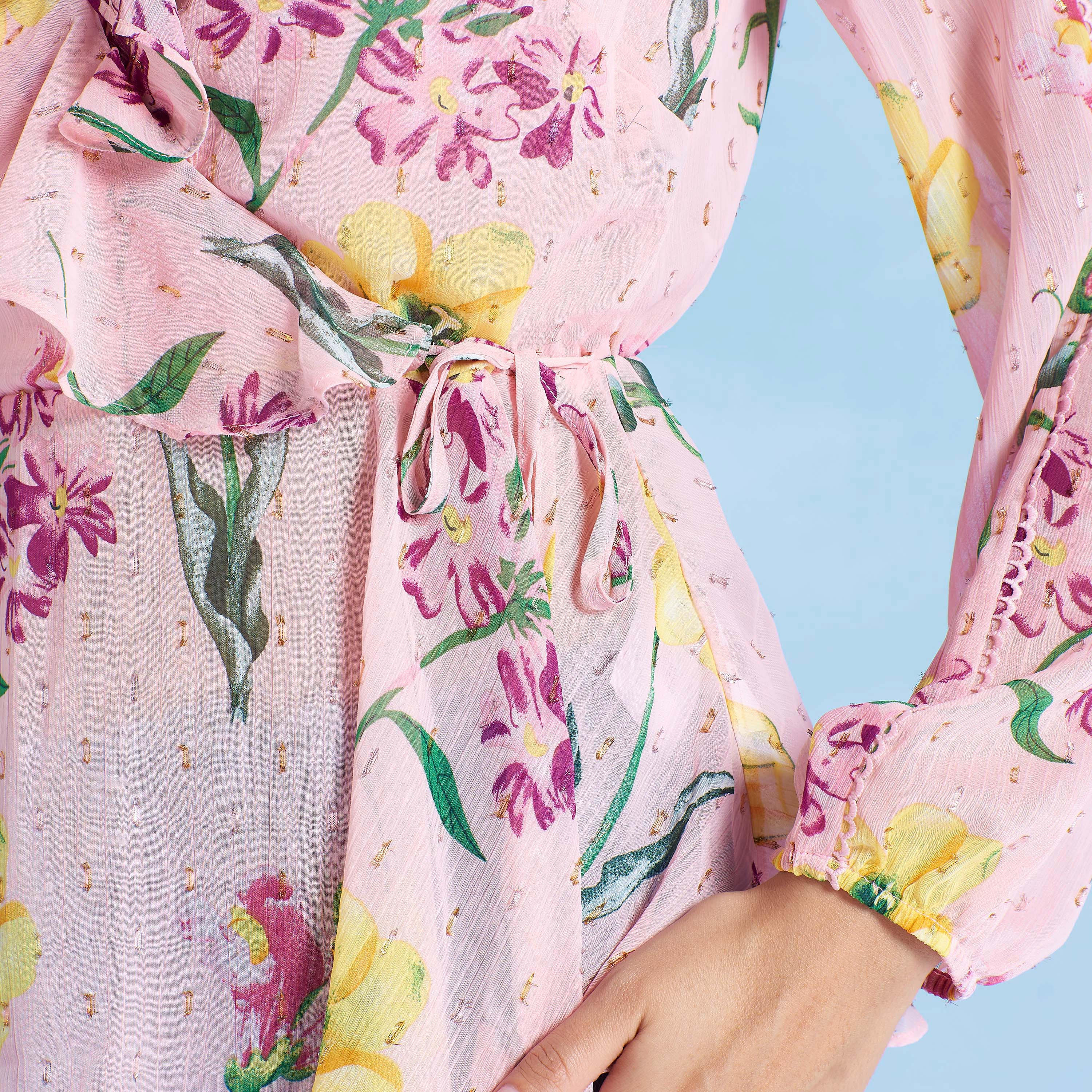 بلوزة بياقة V بأكمام طويلة وطبعات أزهار-women-clothing-shirtsandblouses-blouses-image-2