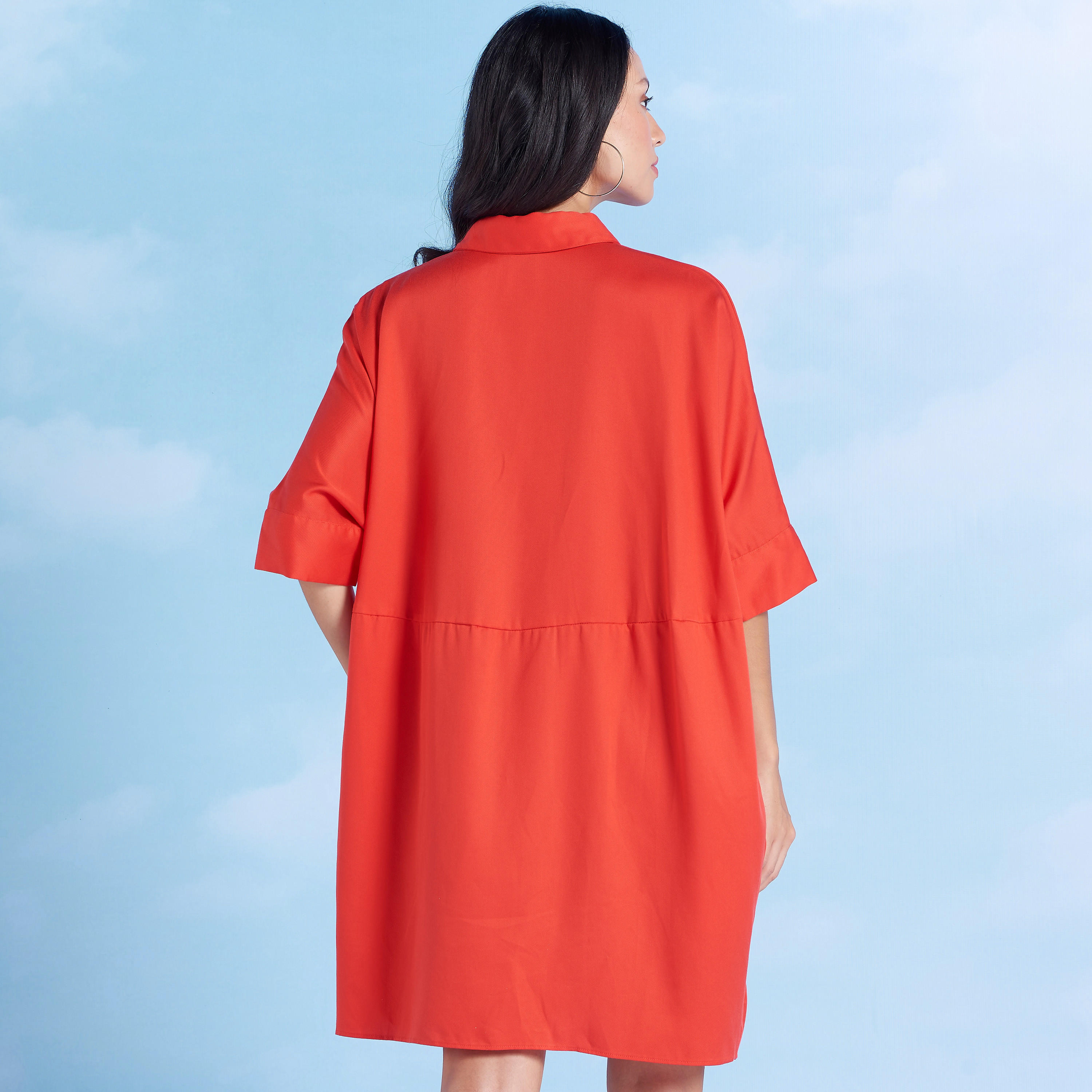 فستان قميص سادة فضفاض بأكمام 3/4 بتفاصيل جيوب-women-clothing-dresses-image-5