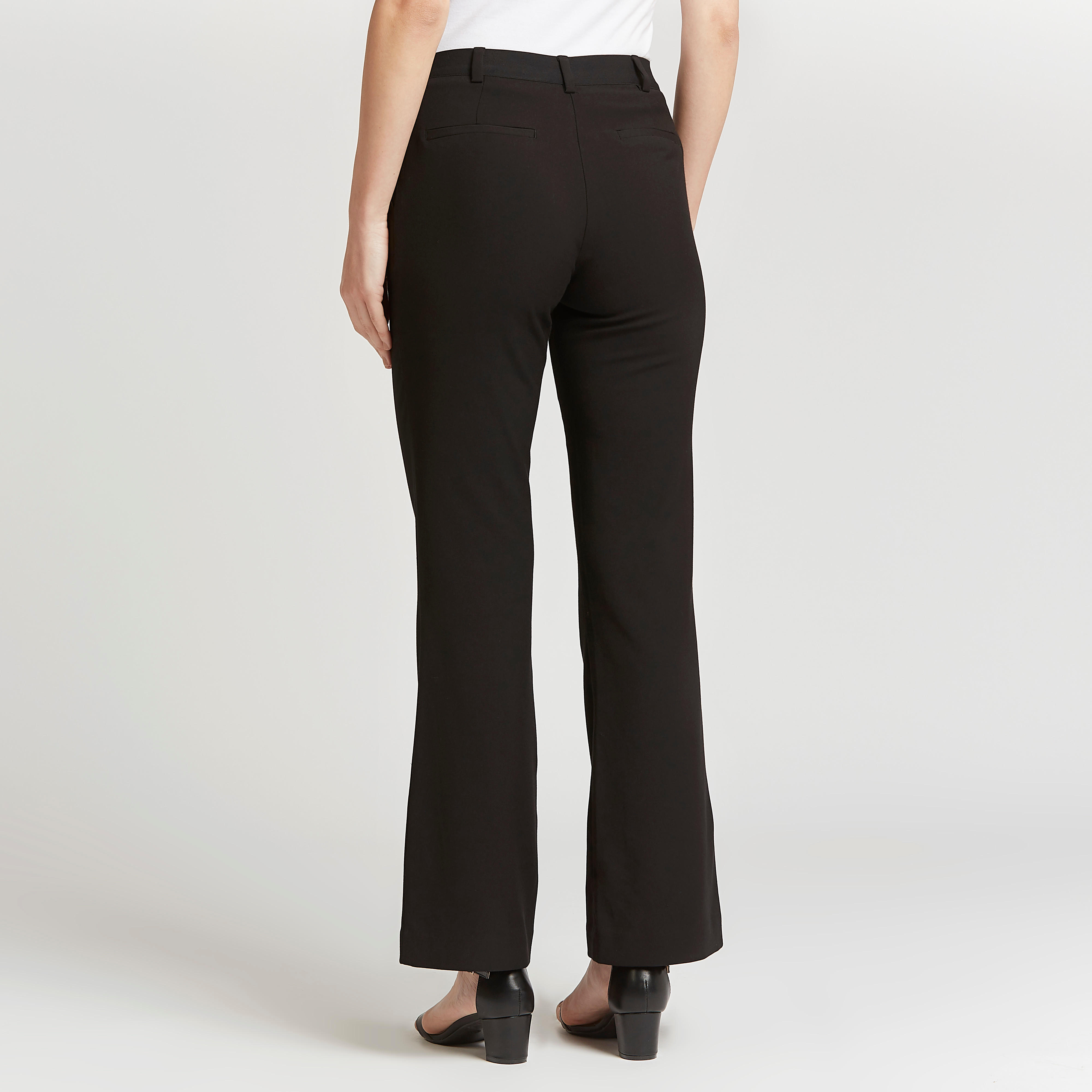 بنطلون بخصر متوسّط الإرتفاع وتفاصيل جيوب وعراوي-women-clothing-bottoms-trousers-image-3