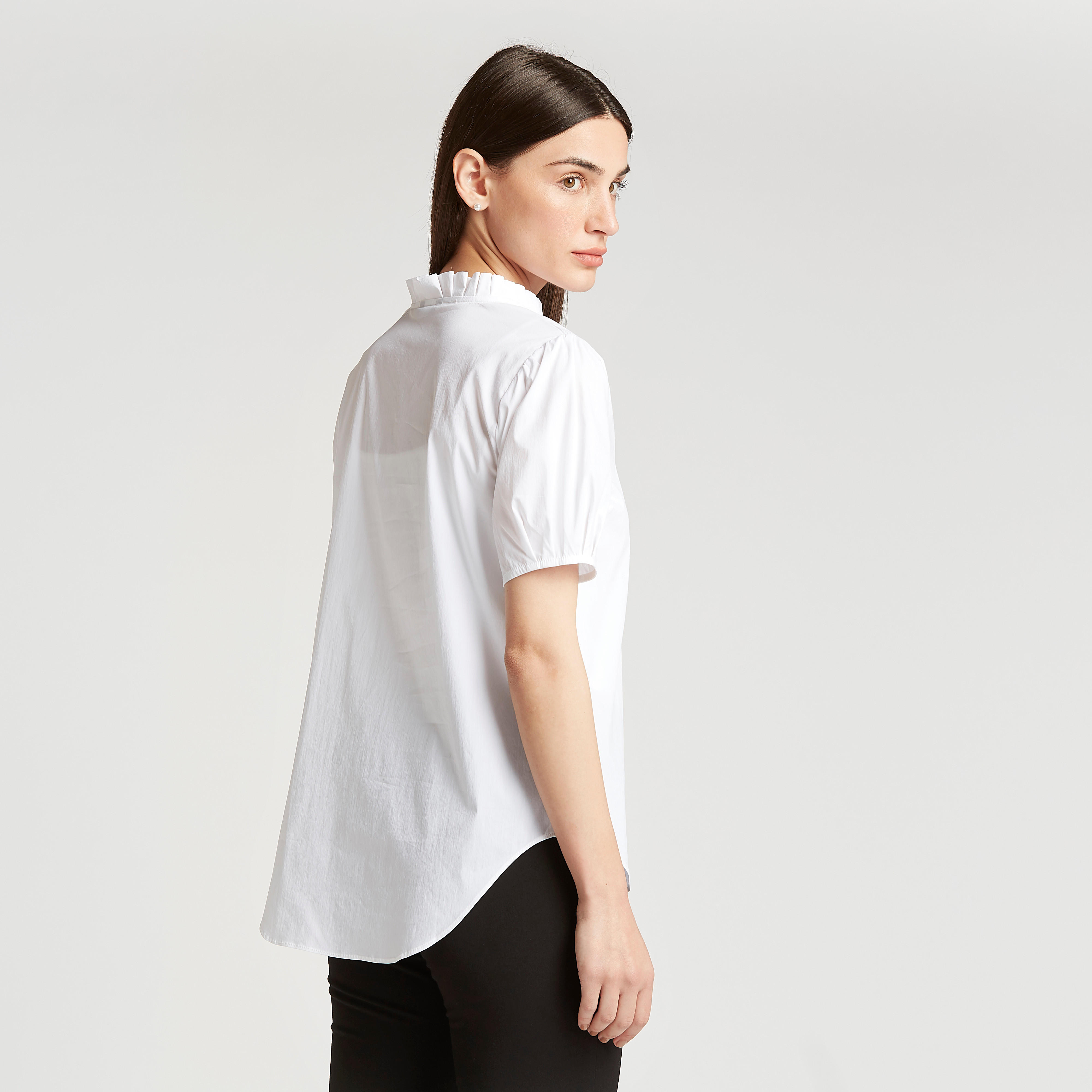 بلوزة سادة بياقة V وأكمام قصيرة-women-clothing-shirtsandblouses-blouses-image-4