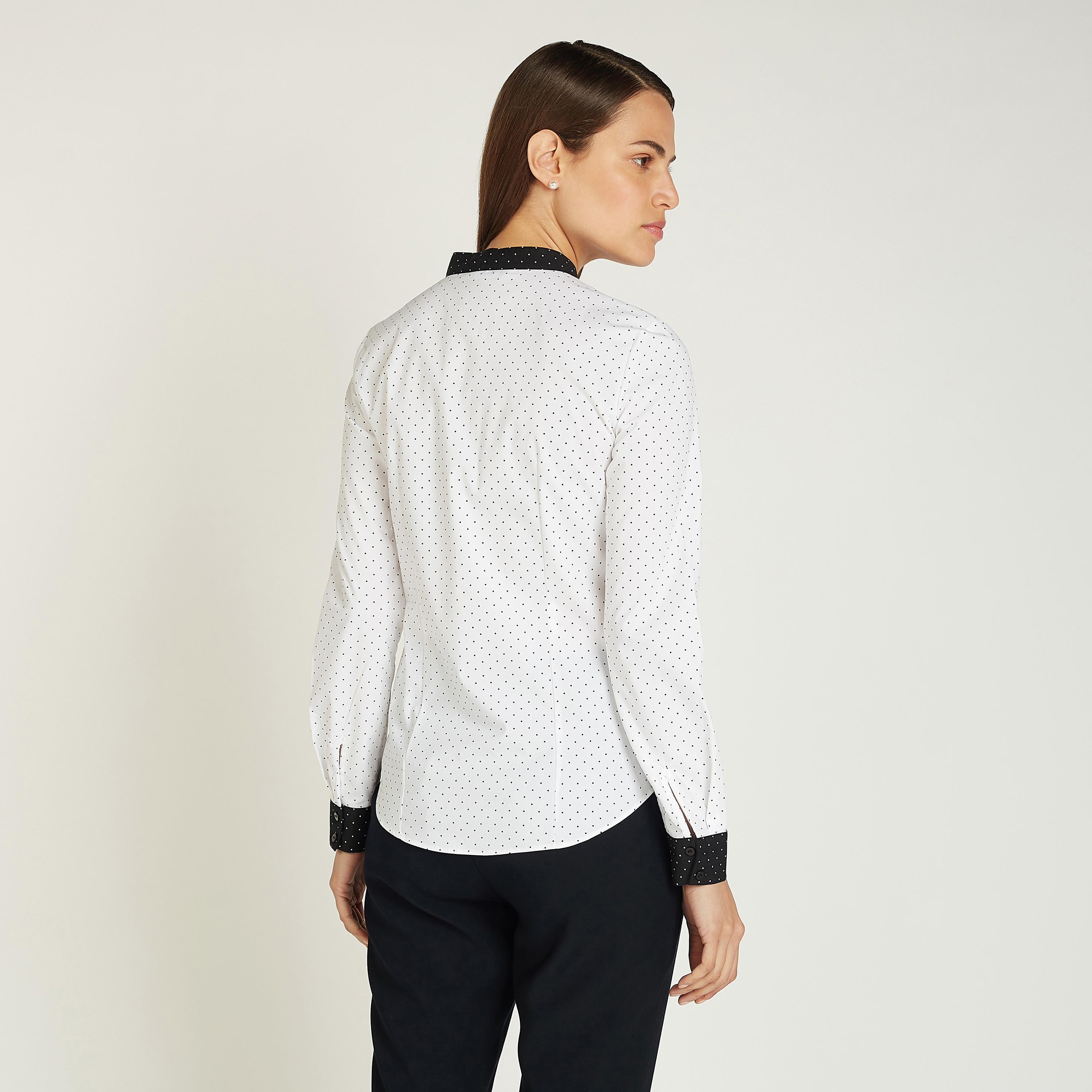 بلوزة مستدامة بياقة ماندارين وأكمام طويلة بطبعات منقطة-women-clothing-shirtsandblouses-blouses-image-4