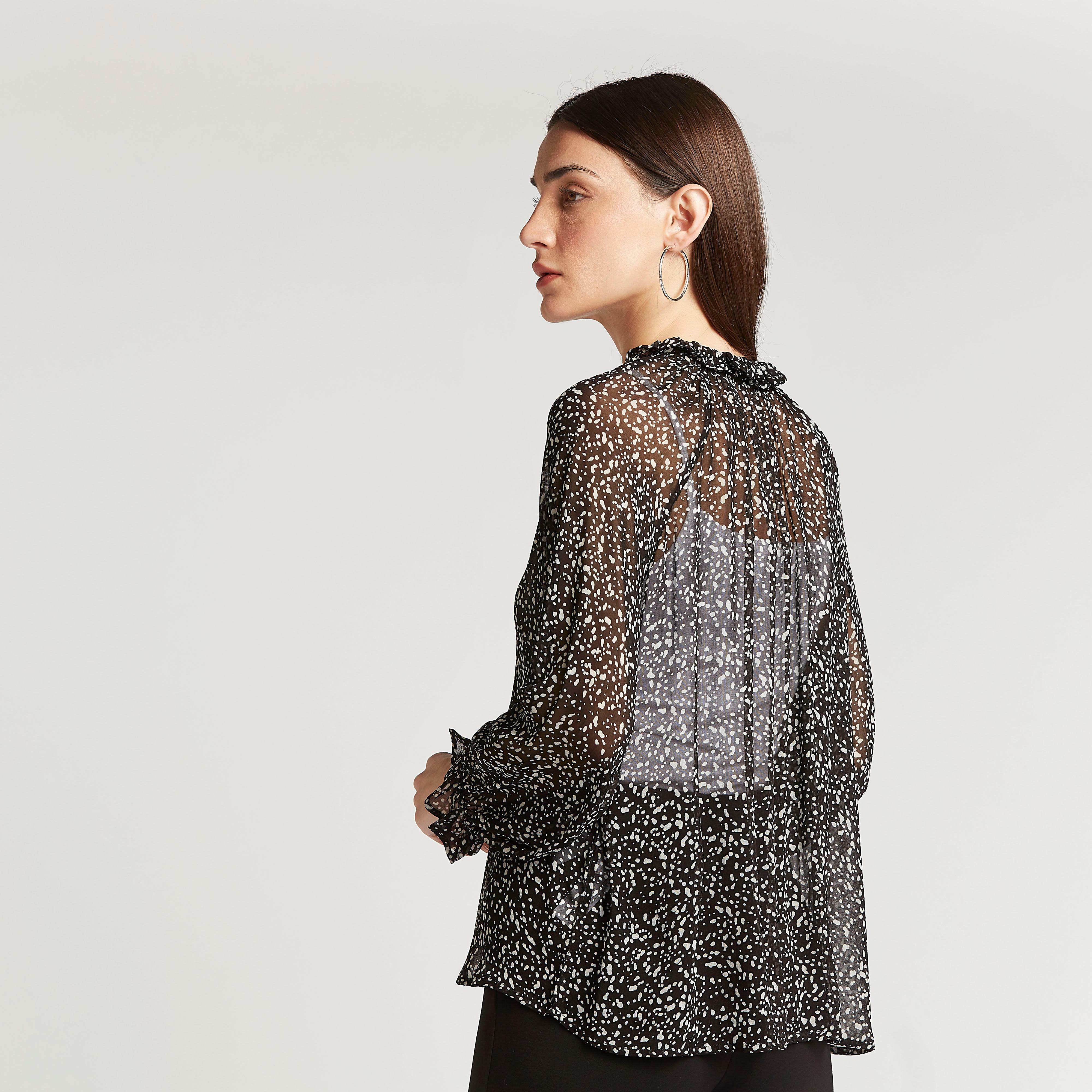 بلوزة بأكمام طويلة وتفاصيل كشكش وطبعات-women-clothing-shirtsandblouses-blouses-image-3