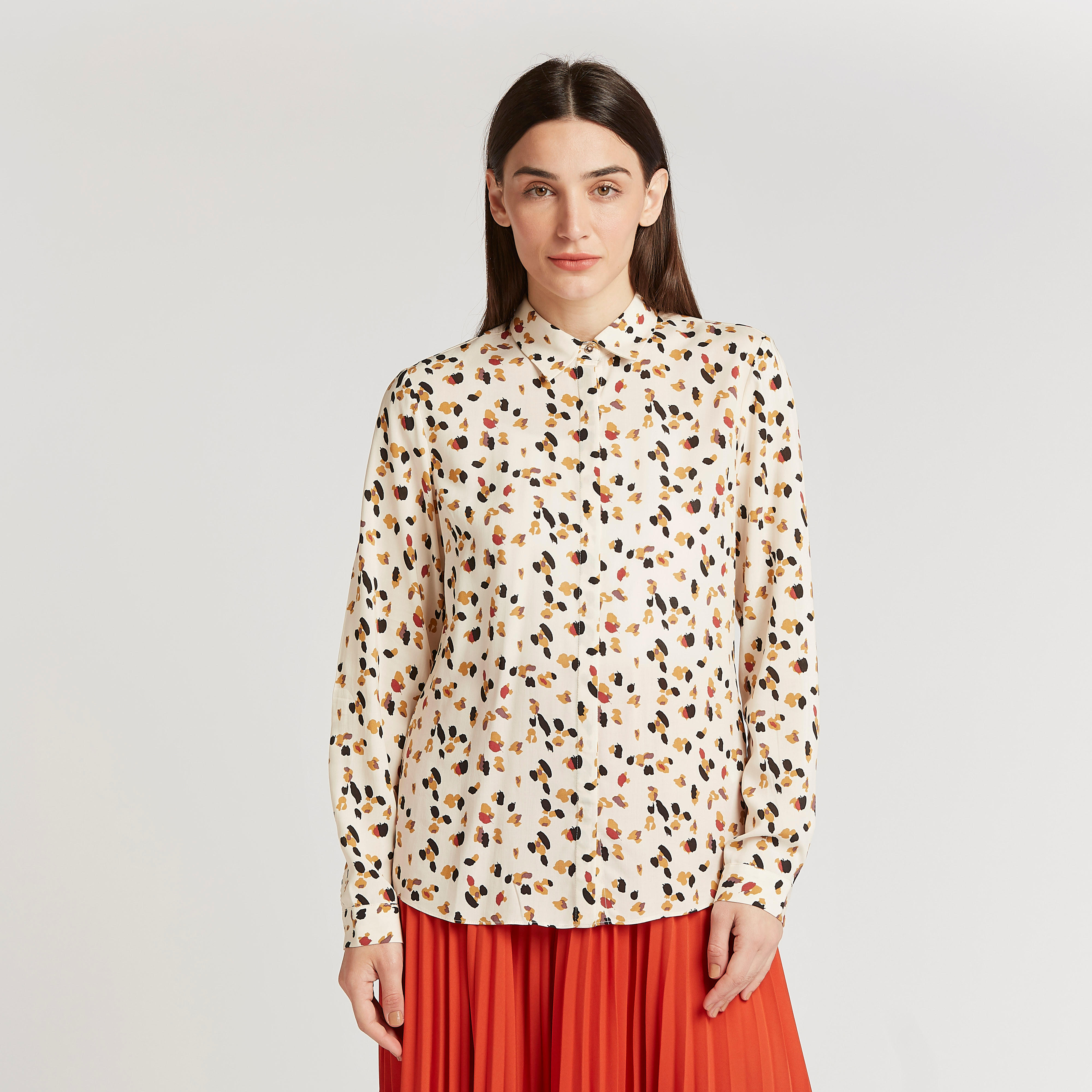 قميص بطبعات وأكمام طويلة ووصلة أزرار-women-clothing-shirtsandblouses-shirts-image-1