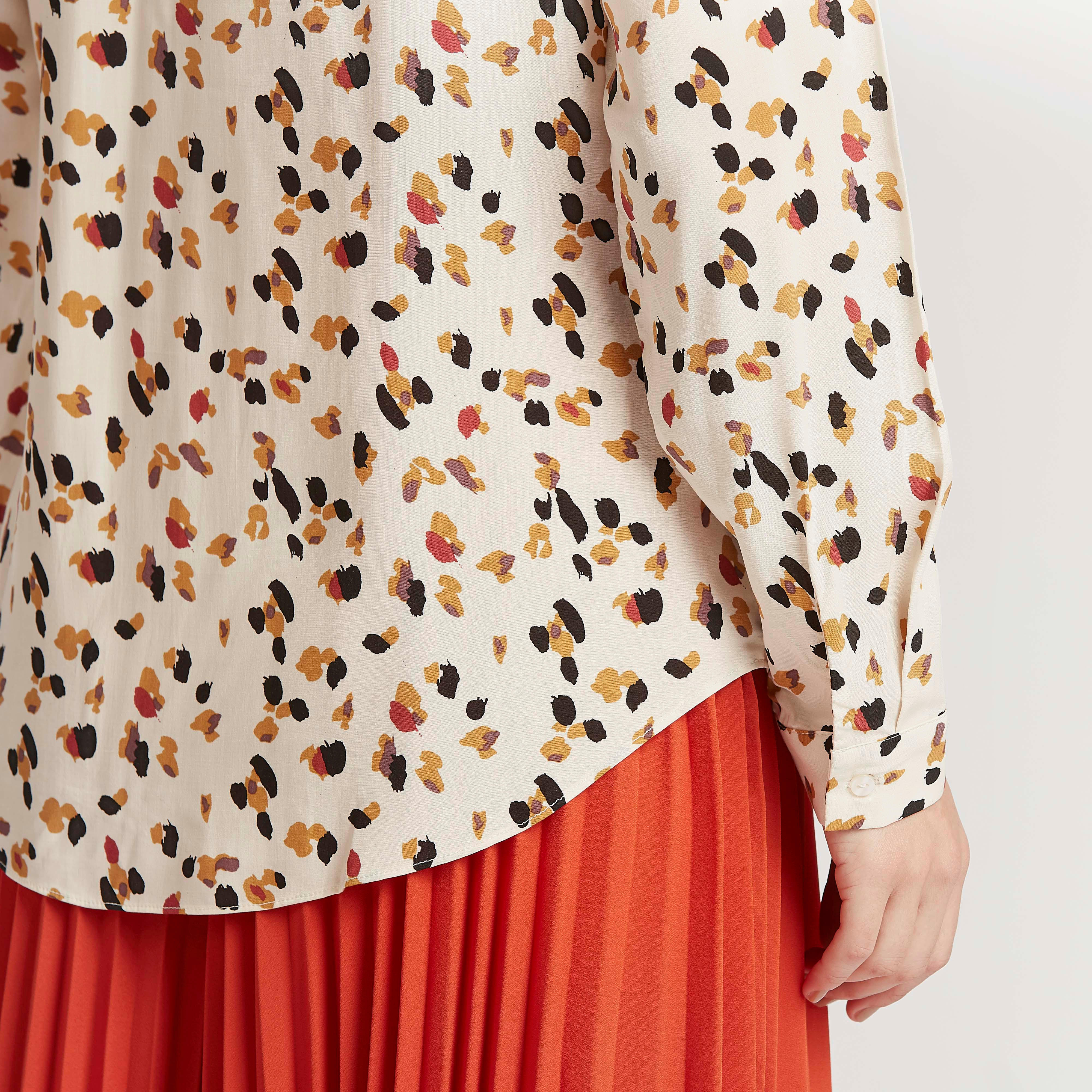 قميص بطبعات وأكمام طويلة ووصلة أزرار-women-clothing-shirtsandblouses-shirts-image-5