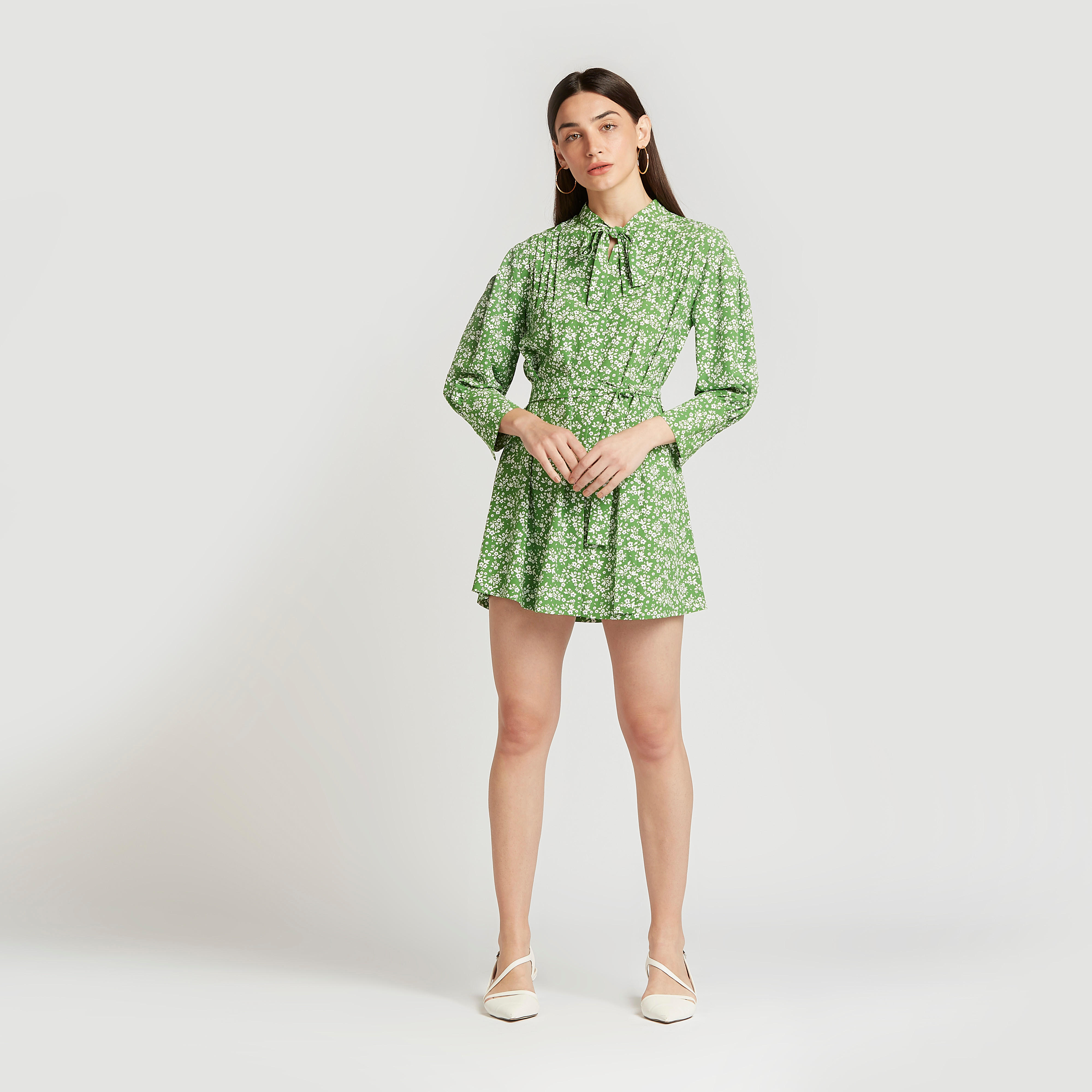فستان قصير واسع بأكمام طويلة وربطة عنق وطبعات أزهار-women-clothing-dresses-image-2