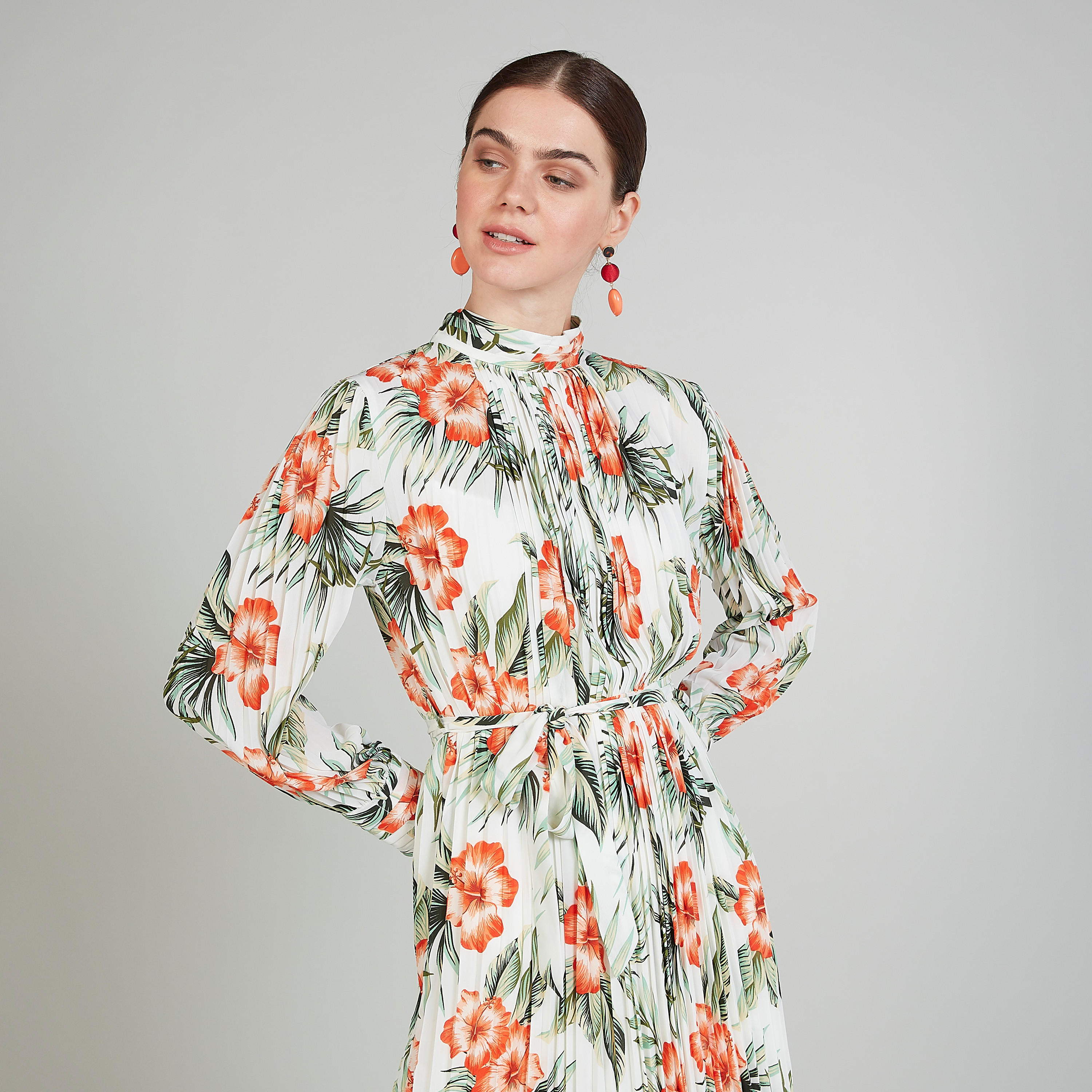فستان إيه لاين ميدي بياقة مستديرة وأكمام طويلة وطبعات أزهار-women-clothing-dresses-image-3
