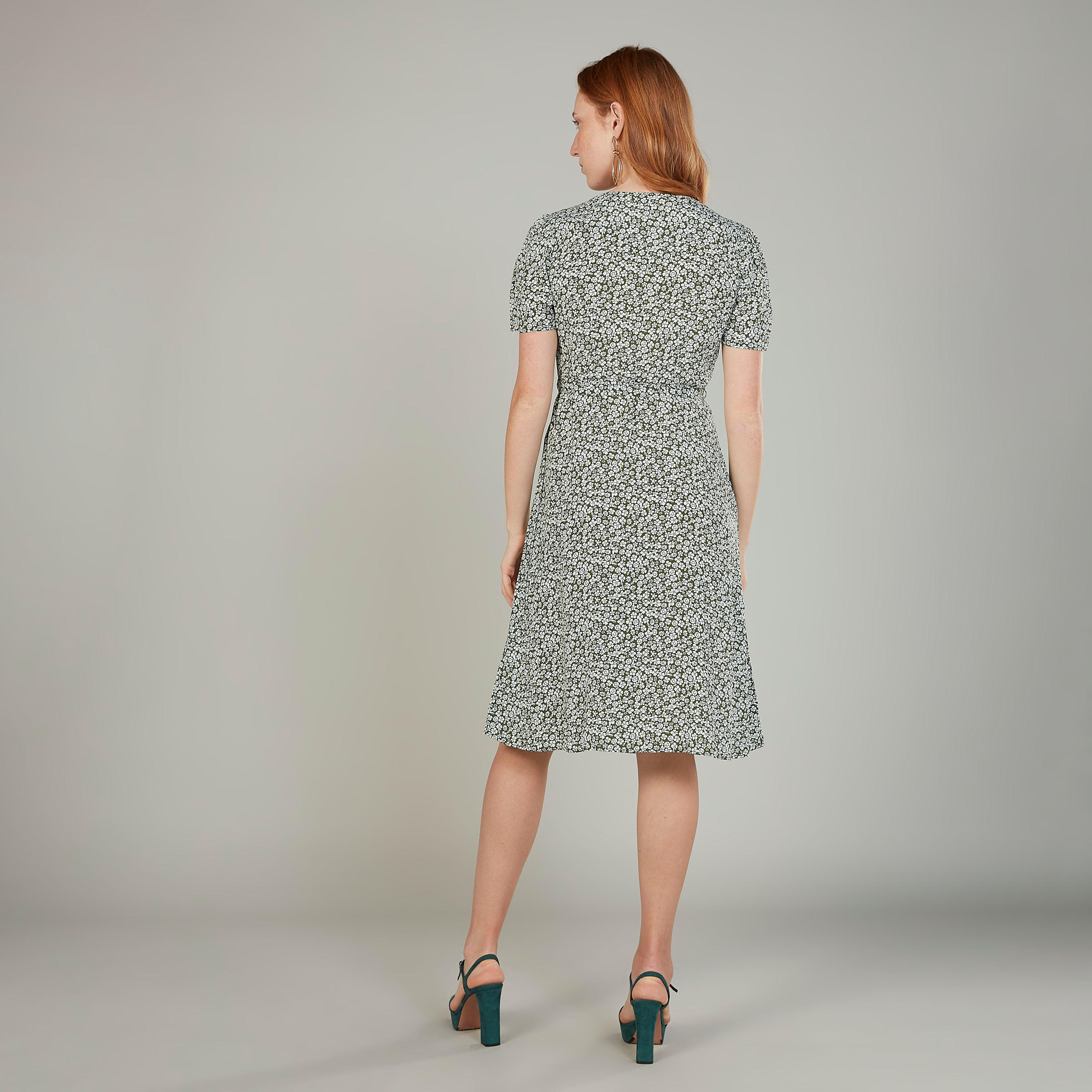 فستان ميدي ايه لاين بياقة V وأكمام قصيرة وطبعات-women-clothing-dresses-image-4