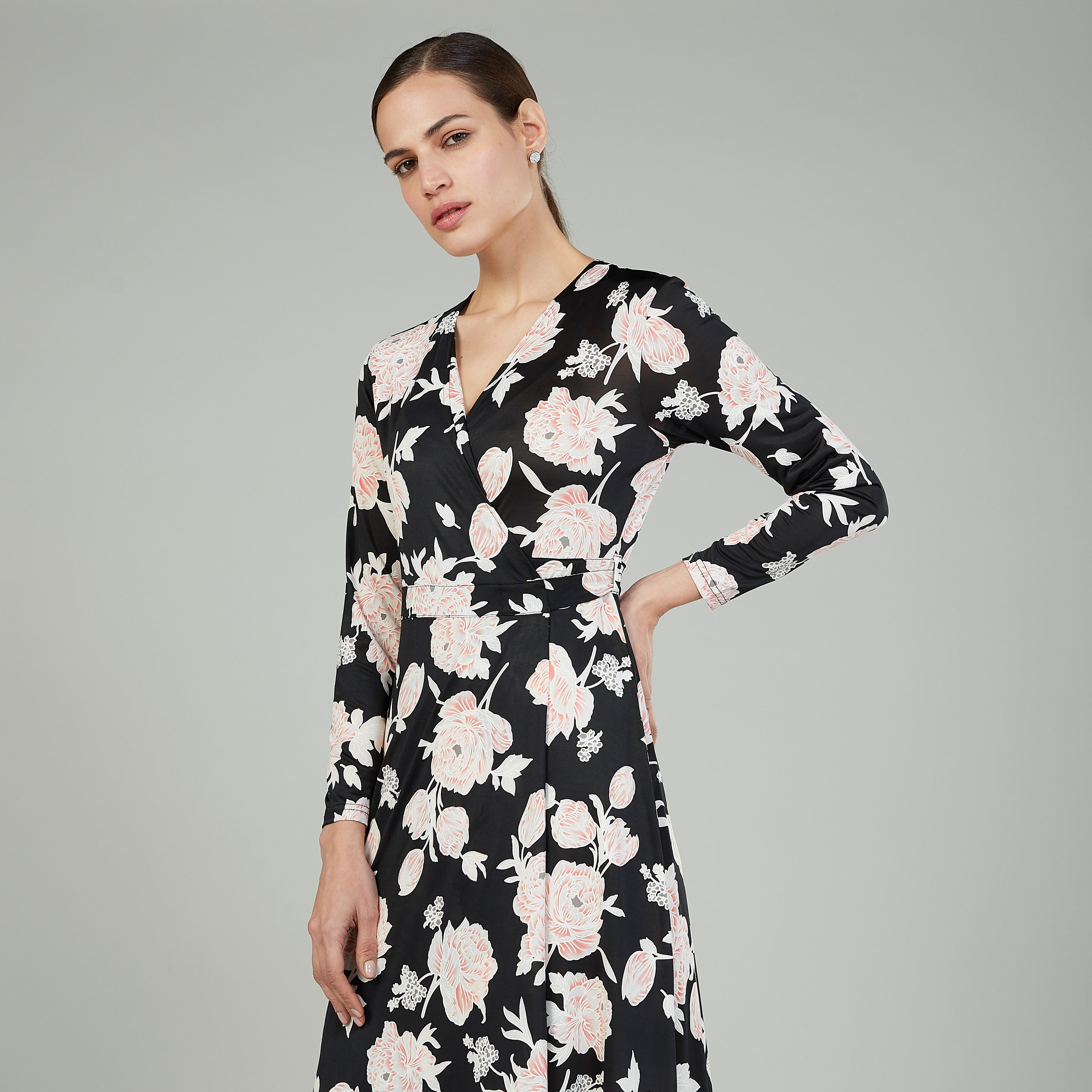 فستان طويل إيه لاين بياقة V وأكمام 3/4 و طبعات أزهار-women-clothing-dresses-image-3