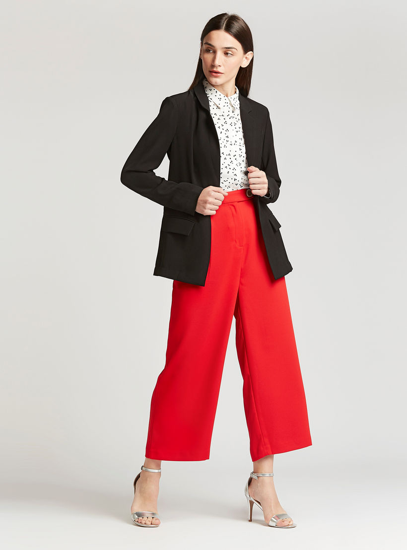 جاكيت بليزر رسمي سادة بجيوب بطيّة-women-clothing-coatsandjackets-blazers-image-4