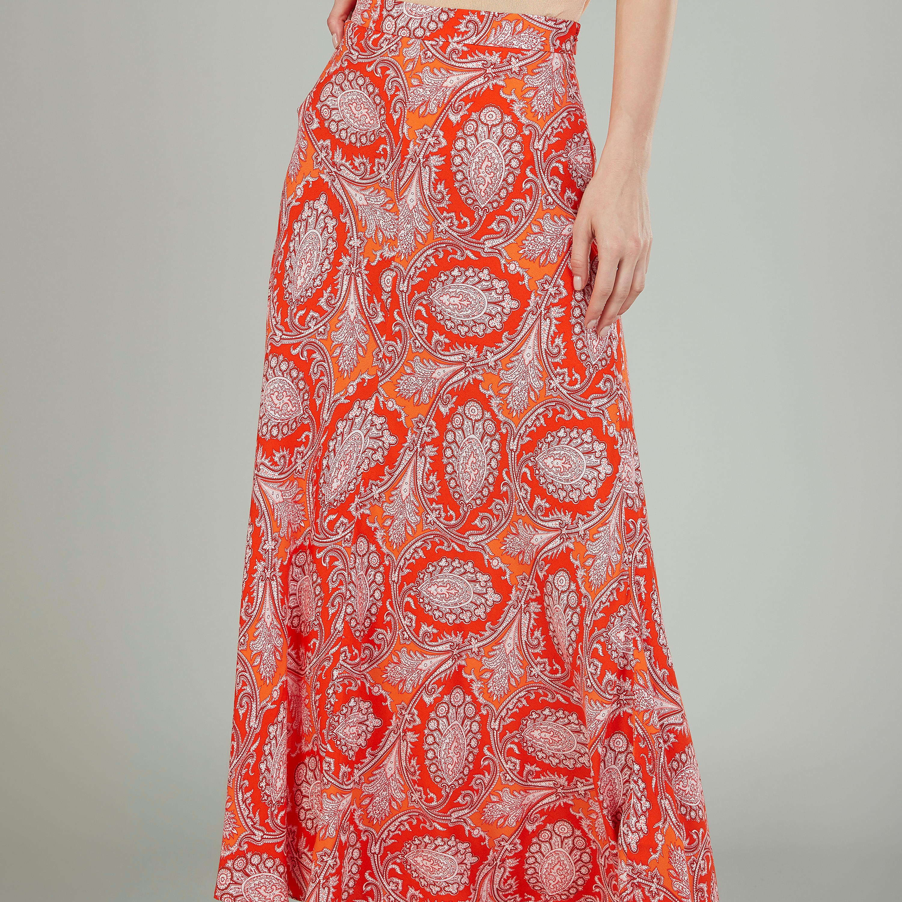 تنورة طويلة ايه لاين بخصر مطّاطي وطبعات-women-clothing-bottoms-skirts-image-3