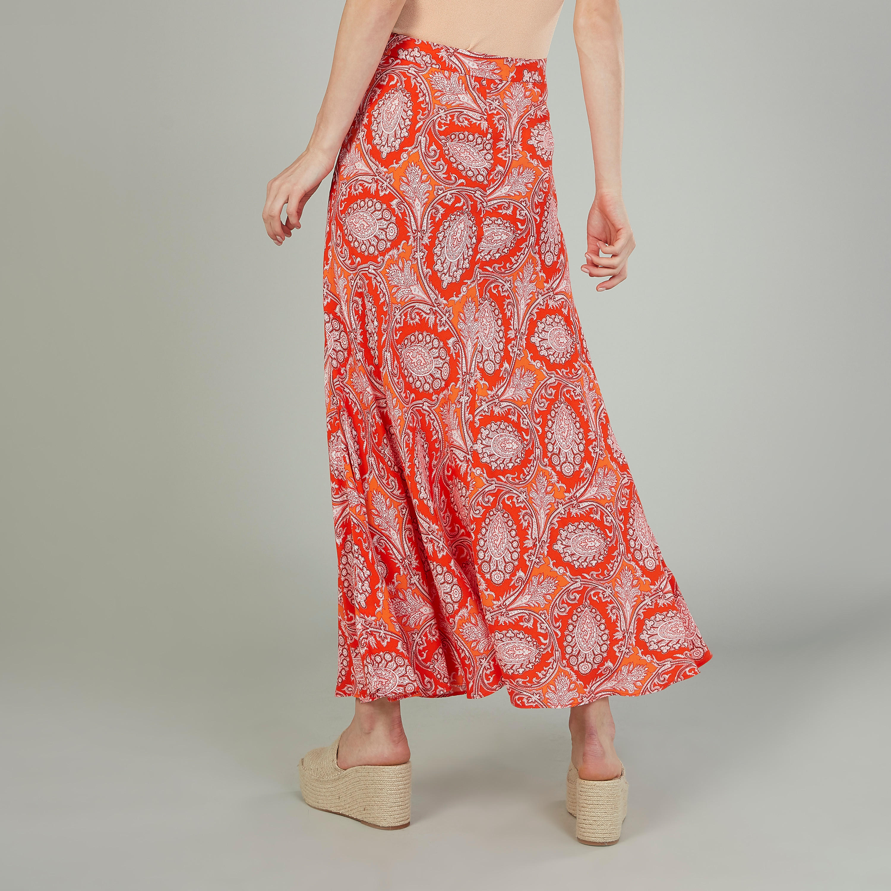 تنورة طويلة ايه لاين بخصر مطّاطي وطبعات-women-clothing-bottoms-skirts-image-4