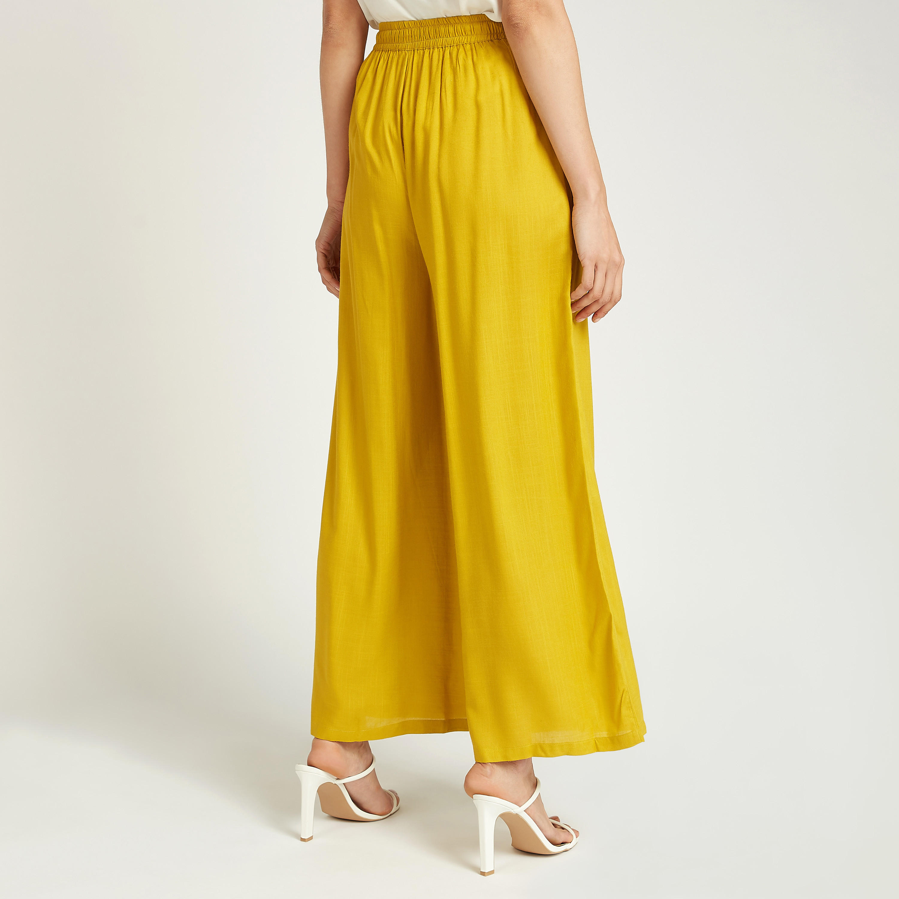 بنطلون بلازو سادة بقصة واسعة بخصر متوسط وجيوب-women-clothing-bottoms-trousers-image-4