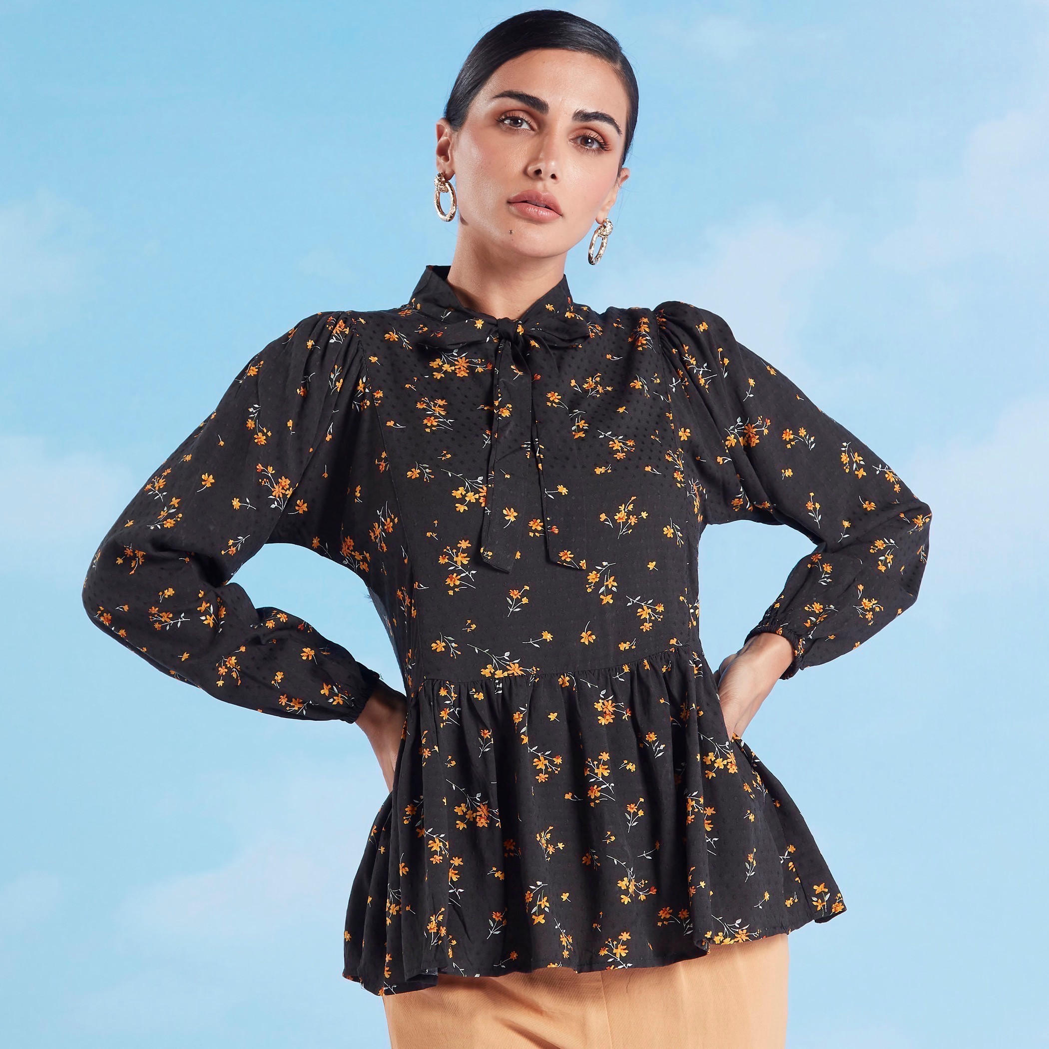 بلوزة بأكمام طويلة وربطة عنق وطبعات-women-clothing-shirtsandblouses-blouses-image-5