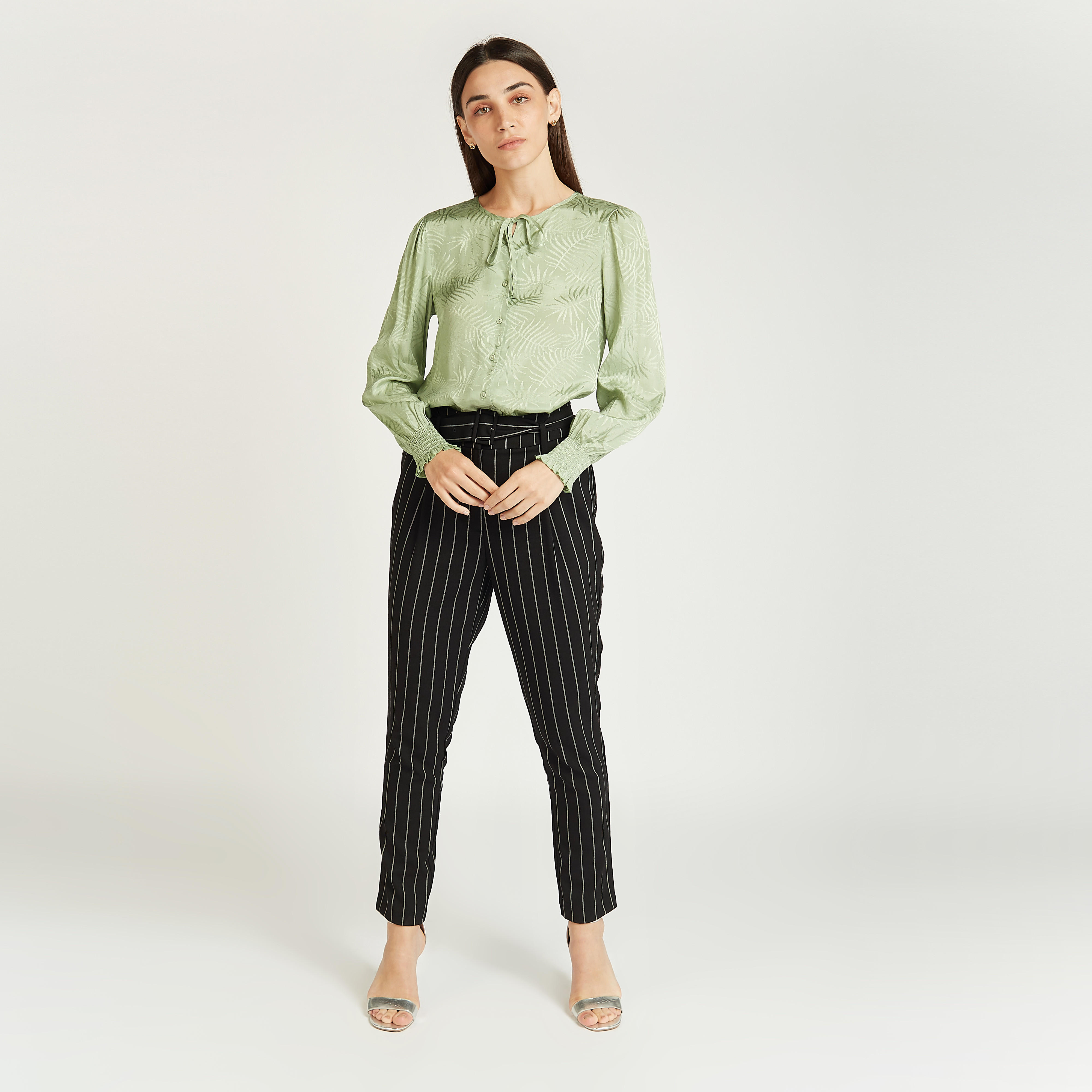 بلوزة بأكمام طويلة وأربطة وطبعات-women-clothing-shirtsandblouses-blouses-image-2