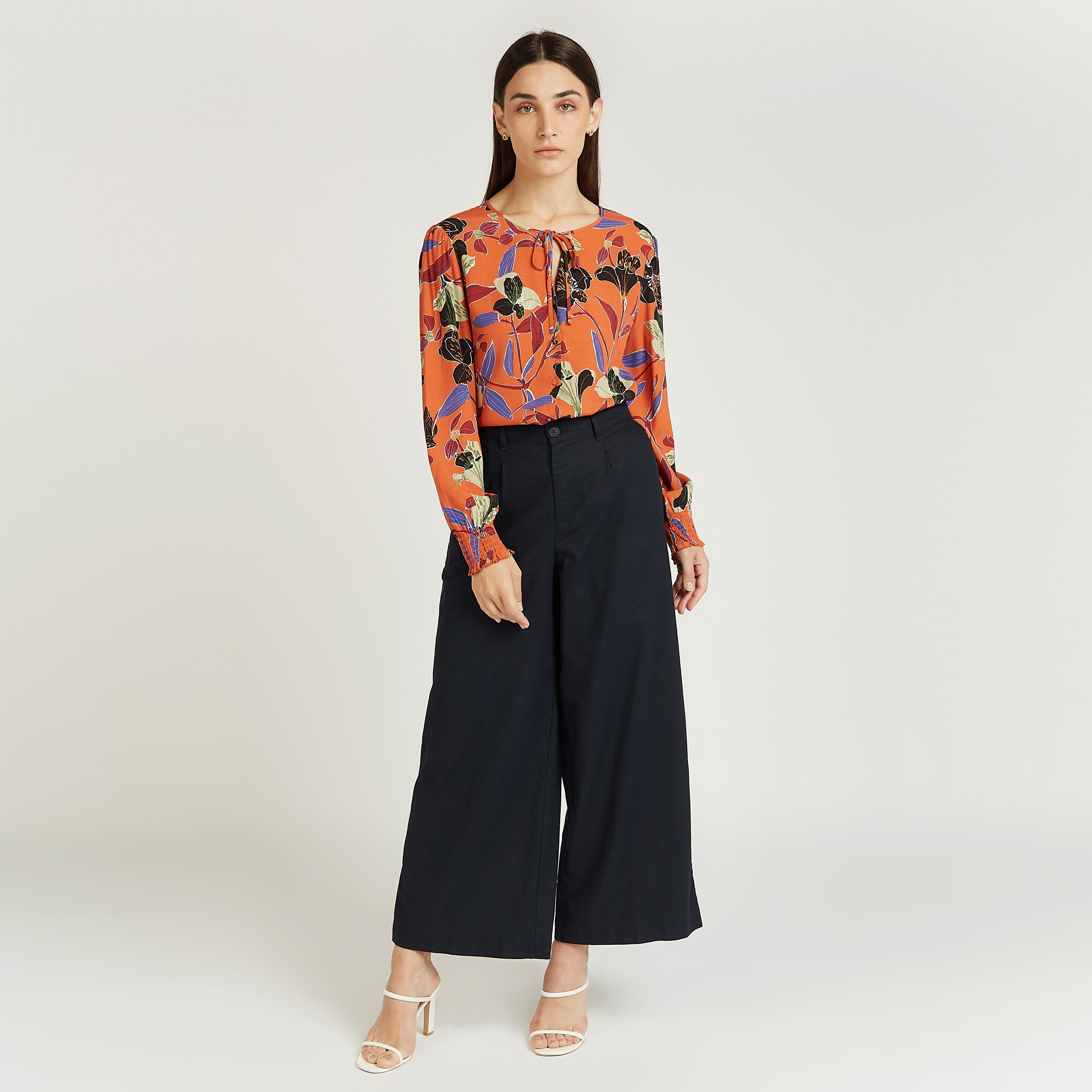 بلوزة بأكمام طويلة وأربطة وطبعات-women-clothing-shirtsandblouses-blouses-image-2