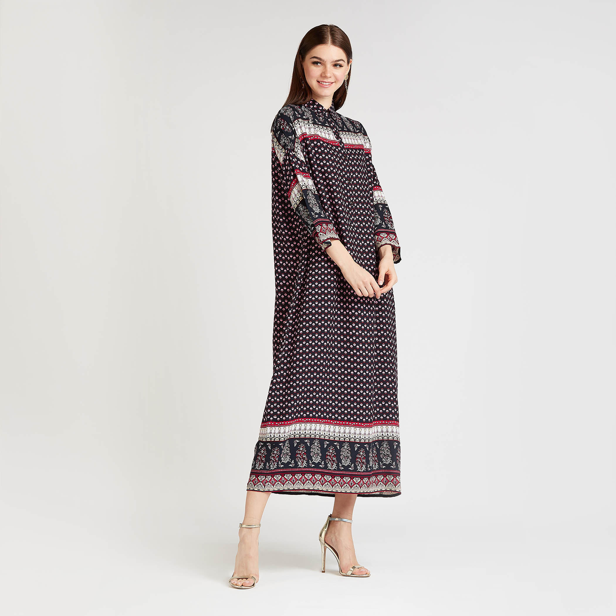 فستان قميص ميدي بأكمام 3/4 وياقة واسعة وطبعات-women-clothing-dresses-image-1