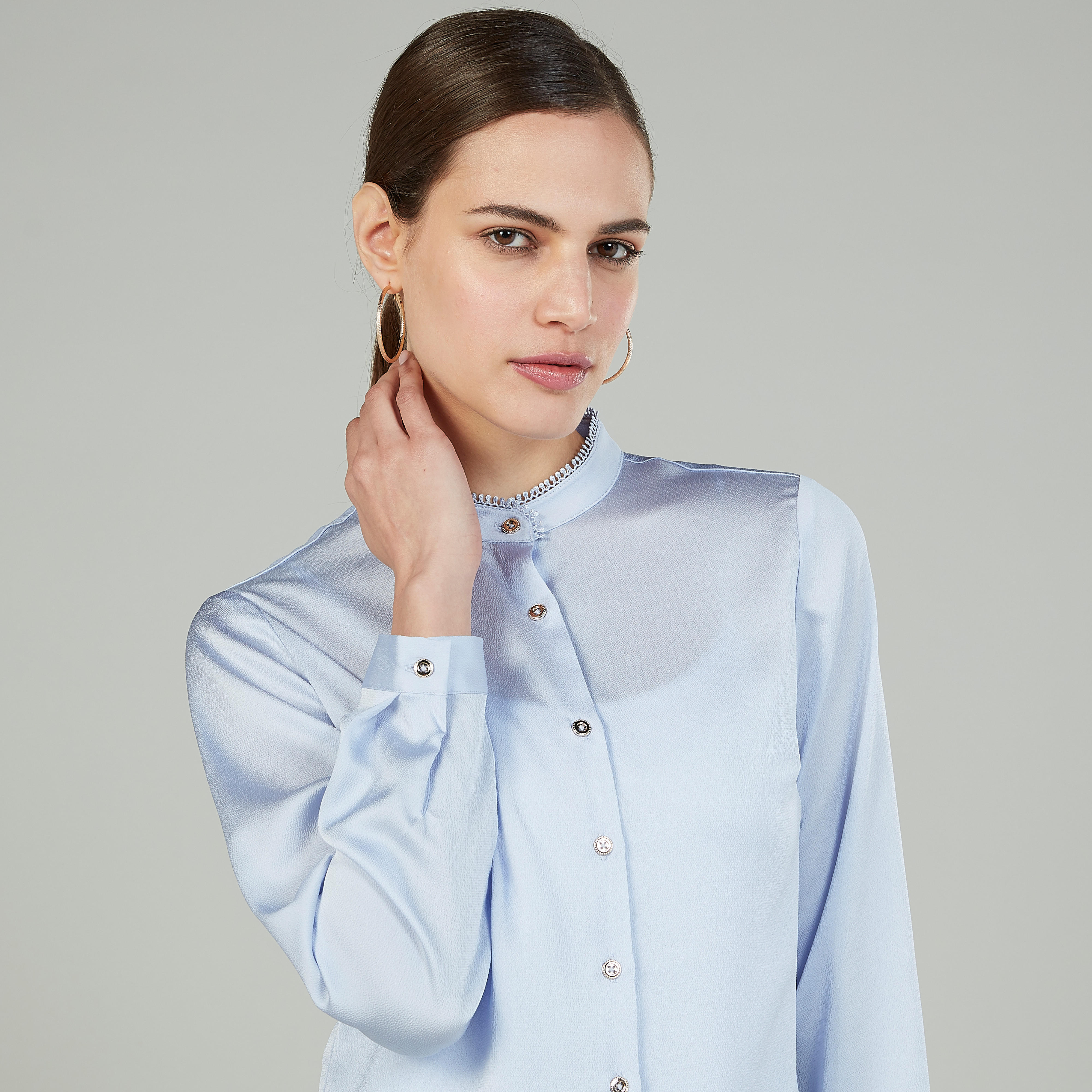 قميص سادة بأكمام طويلة وياقة ماندارين-women-clothing-shirtsandblouses-shirts-image-3