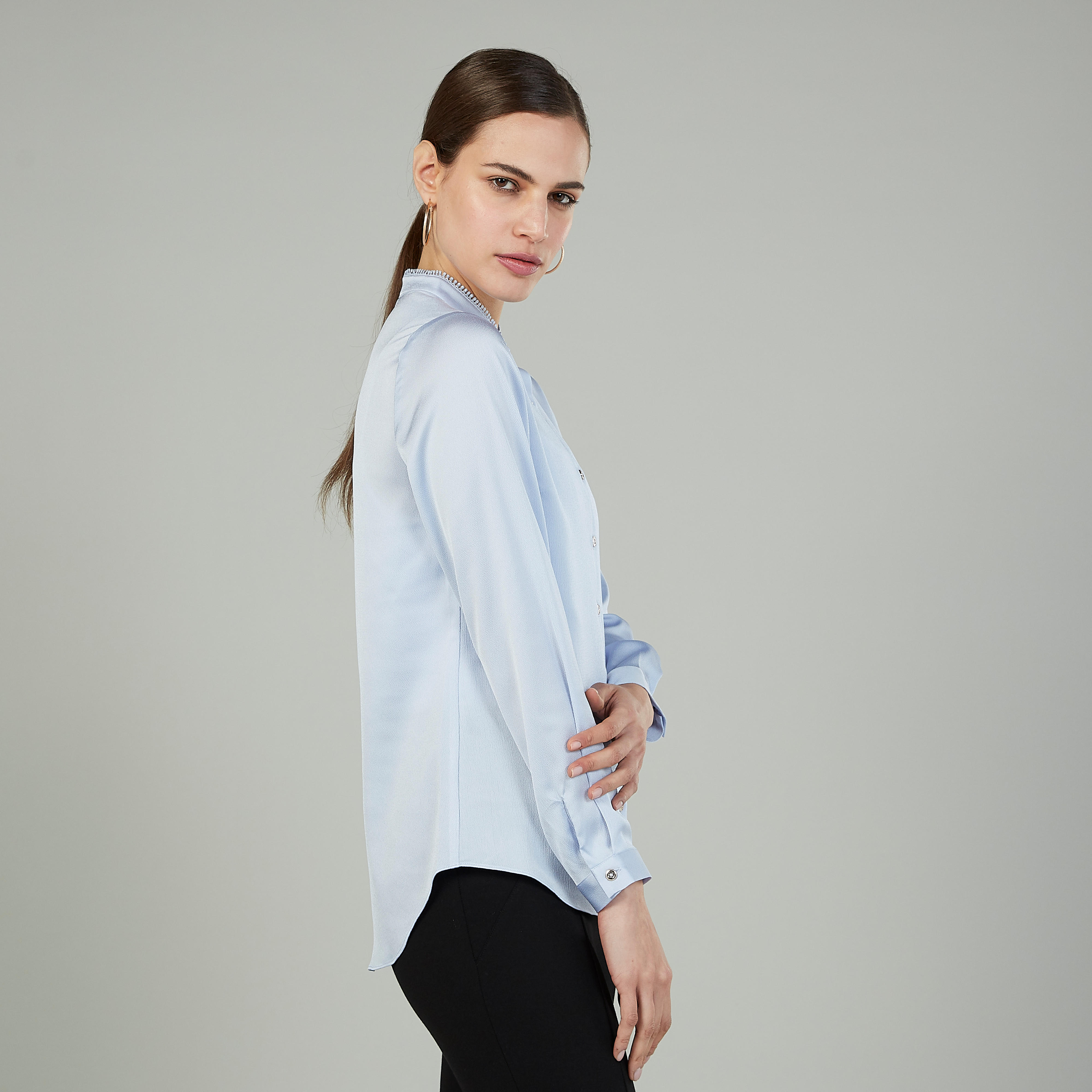 قميص سادة بأكمام طويلة وياقة ماندارين-women-clothing-shirtsandblouses-shirts-image-4