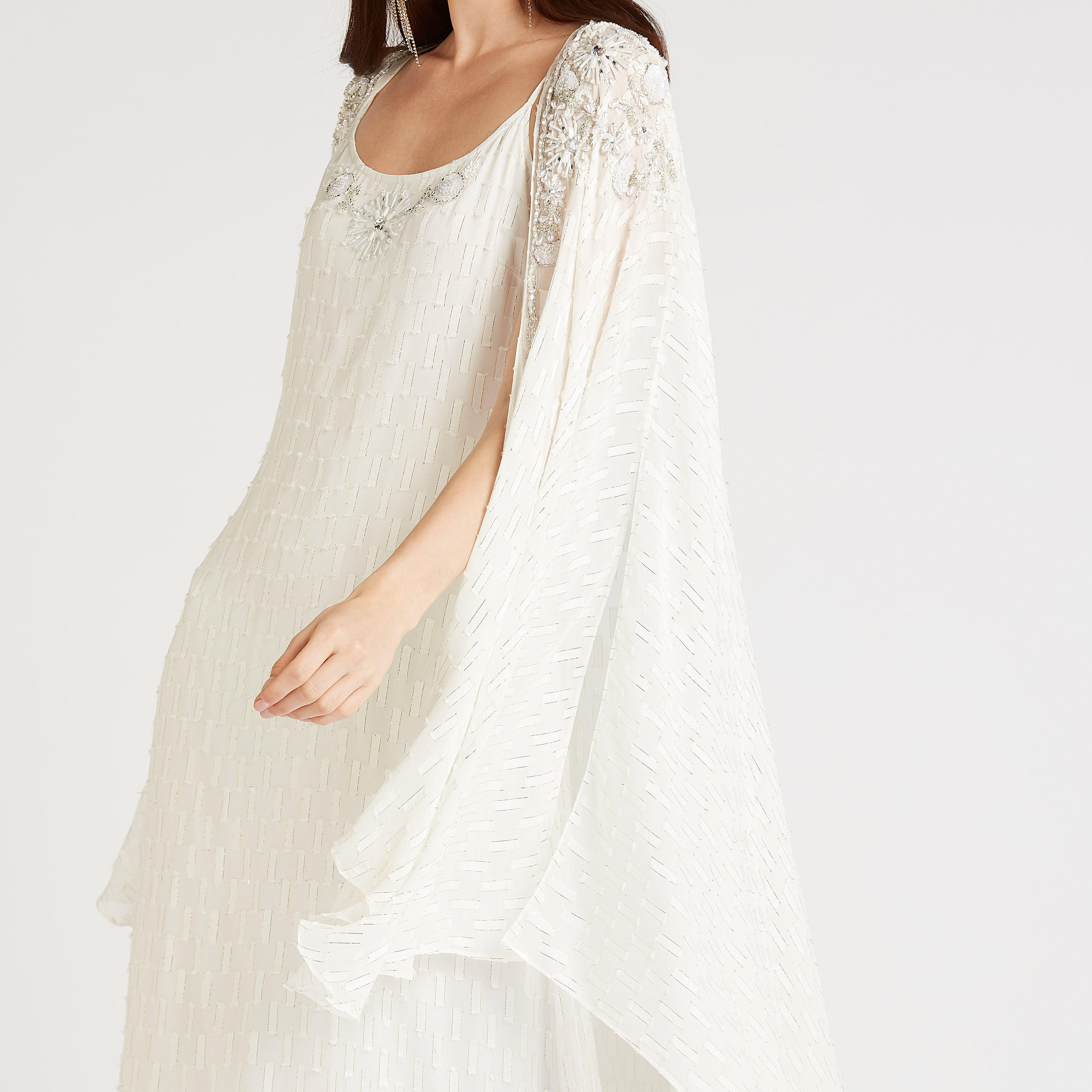 فستان إيه لاين طويل مزيّن بأكمام فضفاضة-women-clothing-dresses-image-4