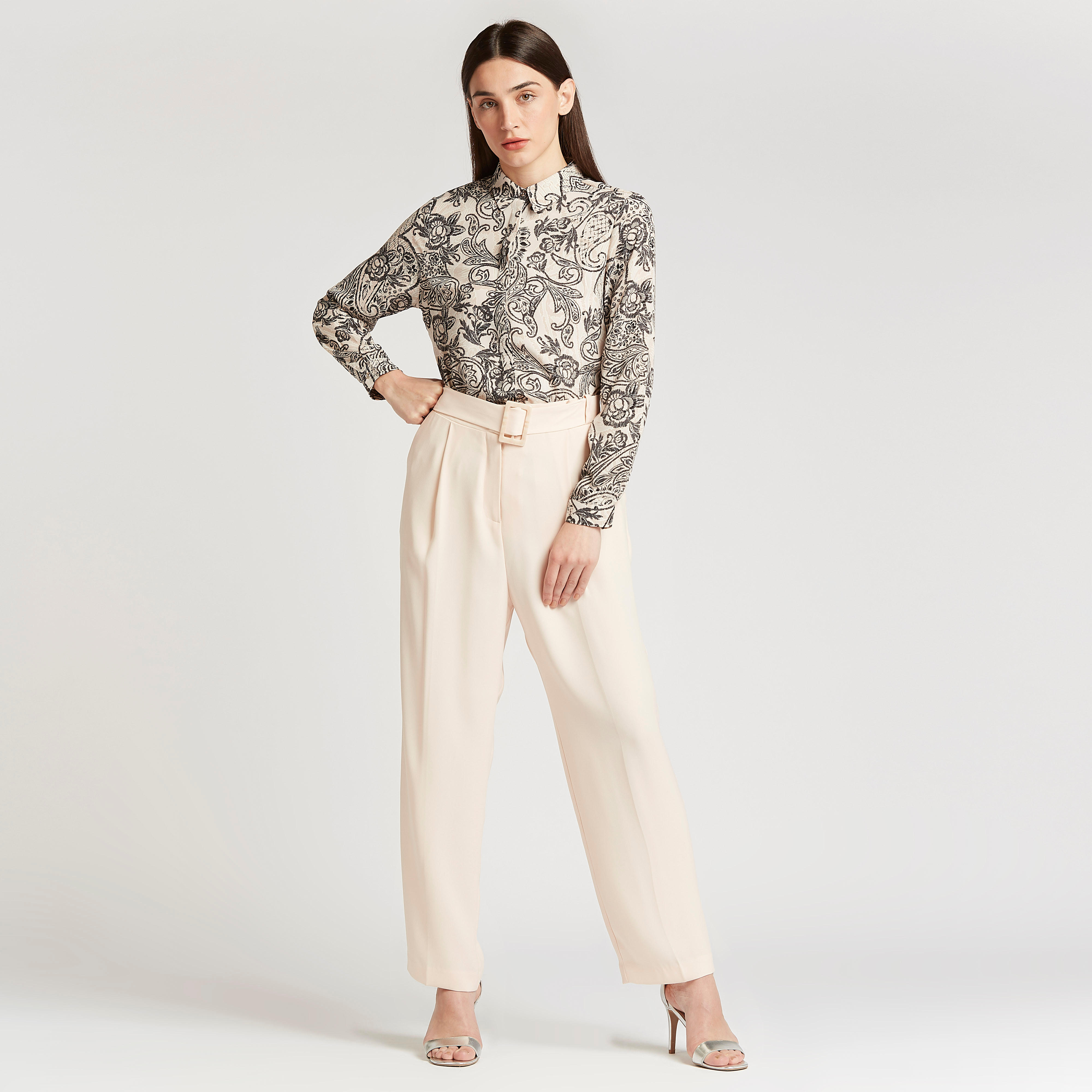 قميص بأكمام طويلة وأزرار غير مرئية وطبعات بيزلي-women-clothing-shirtsandblouses-shirts-image-2